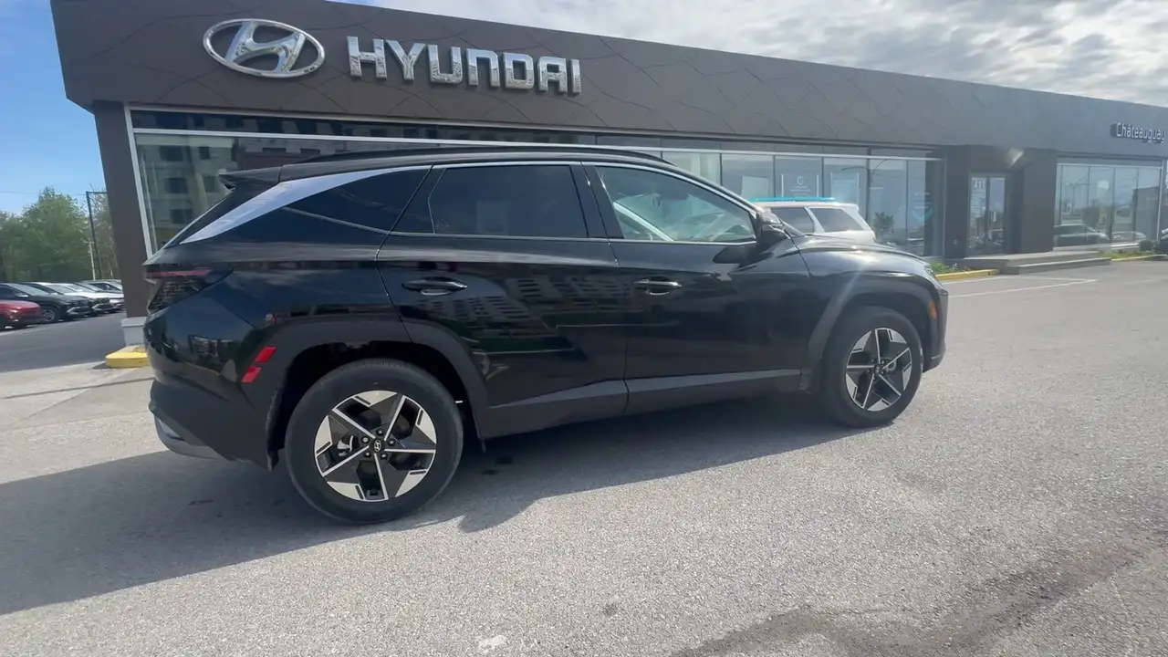 Hyundai TUCSON снимка Hyundai TUCSON