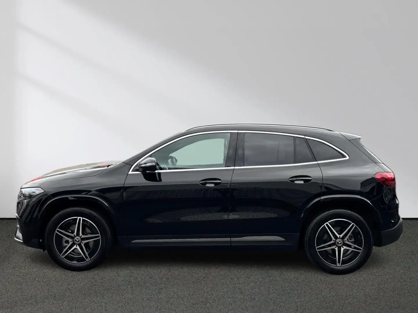 Mercedes-Benz EQA 300 4M AMG Totwinkel Rückfahrkamera Carplay Schwarz - 2