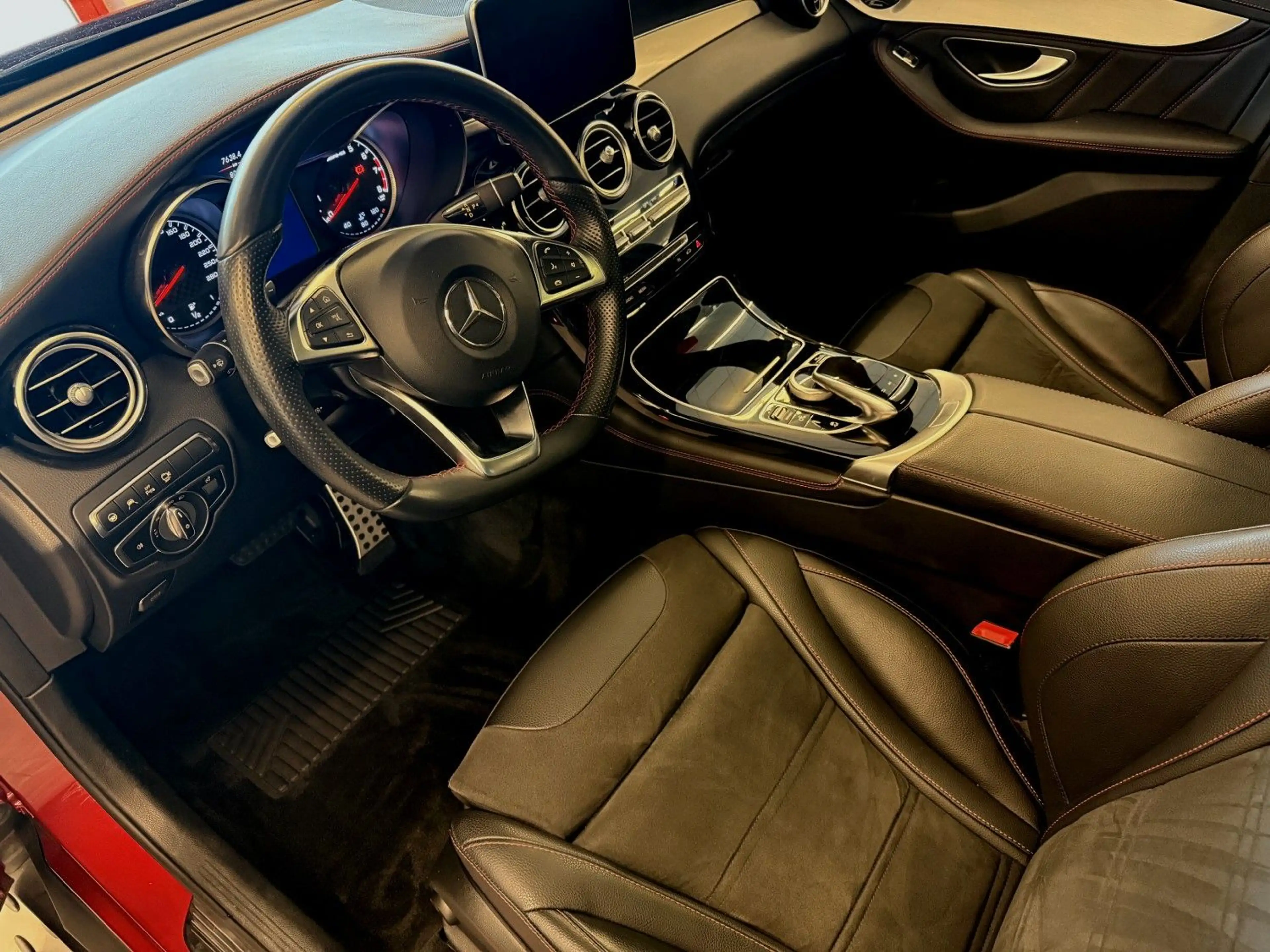 Mercedes-Benz GLC 43 AMG 4Matic Designo P Dach 360 Kamera 1A — photo 3