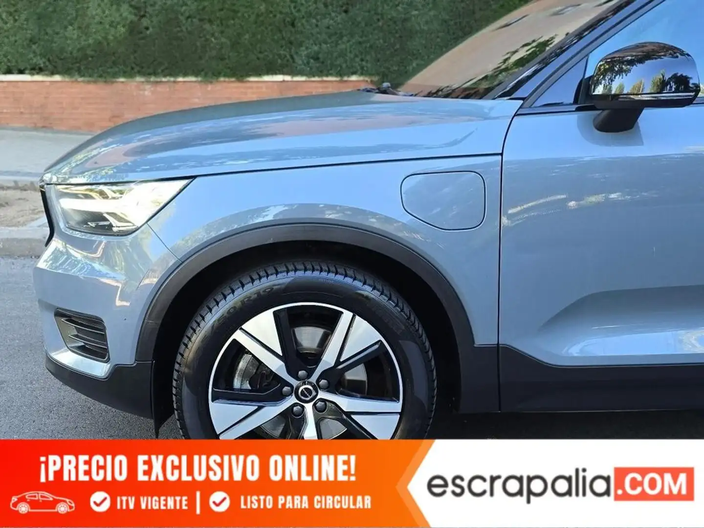 Volvo XC40 T4 Recharge R-Design Aut. Gris - 1