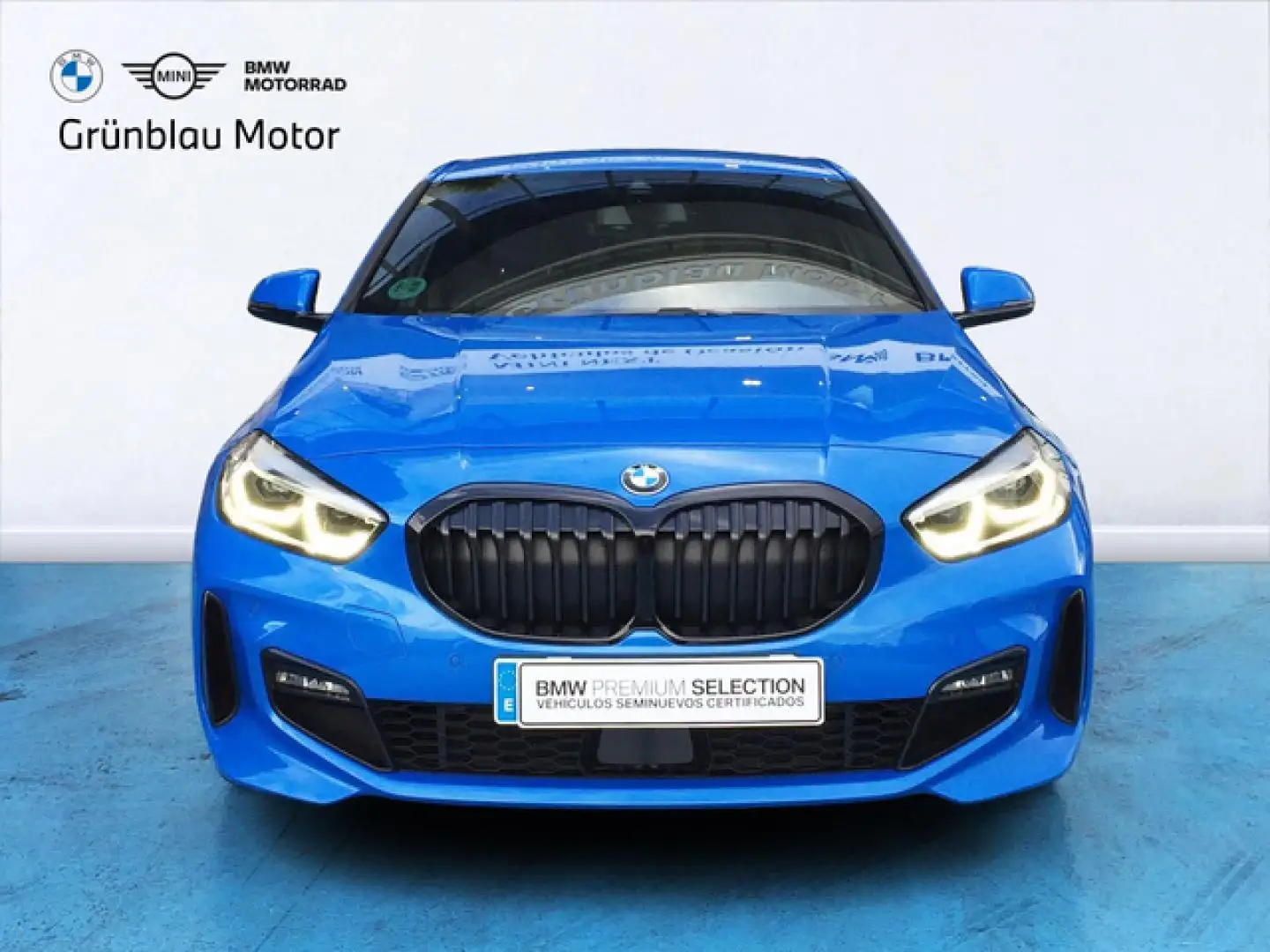 BMW 118 118dA Blau - 2