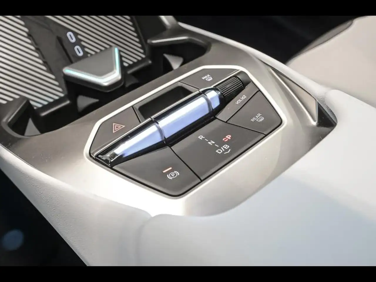 BMW iX3 50 xDrive M Sport TH Pano H&K Head-Up, миниатюра 10