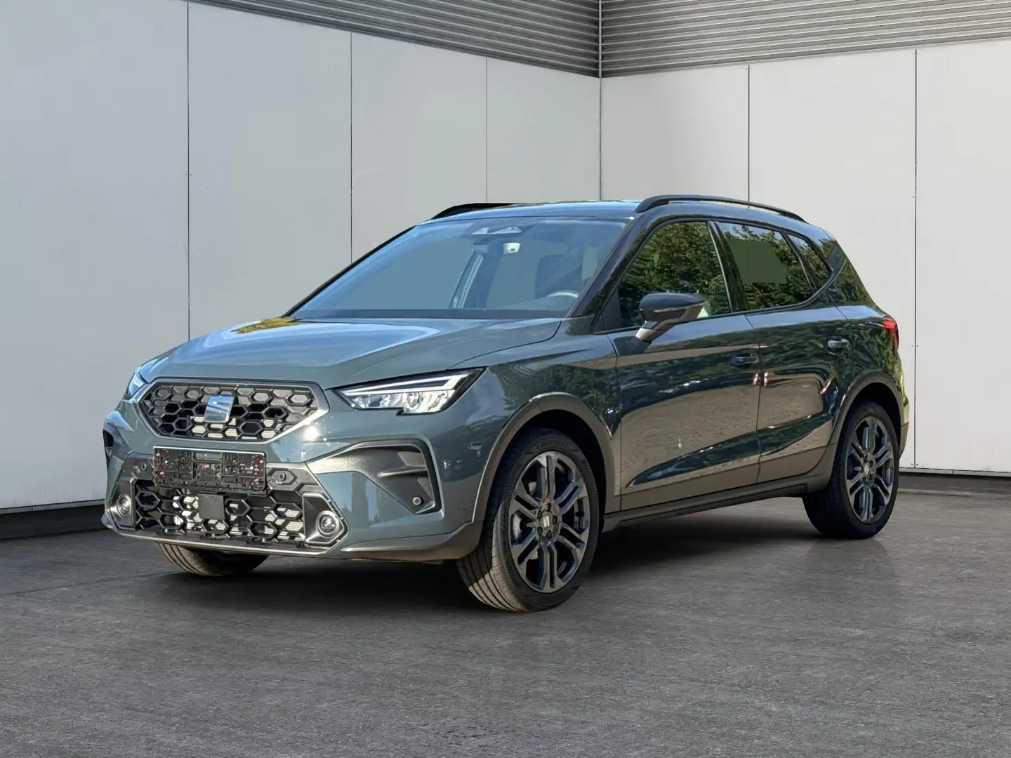 SEAT Arona FR KAMERA+PDC+LED+18" ALU+ACC 1.0 TSI 85 kW (11... Blau - 1