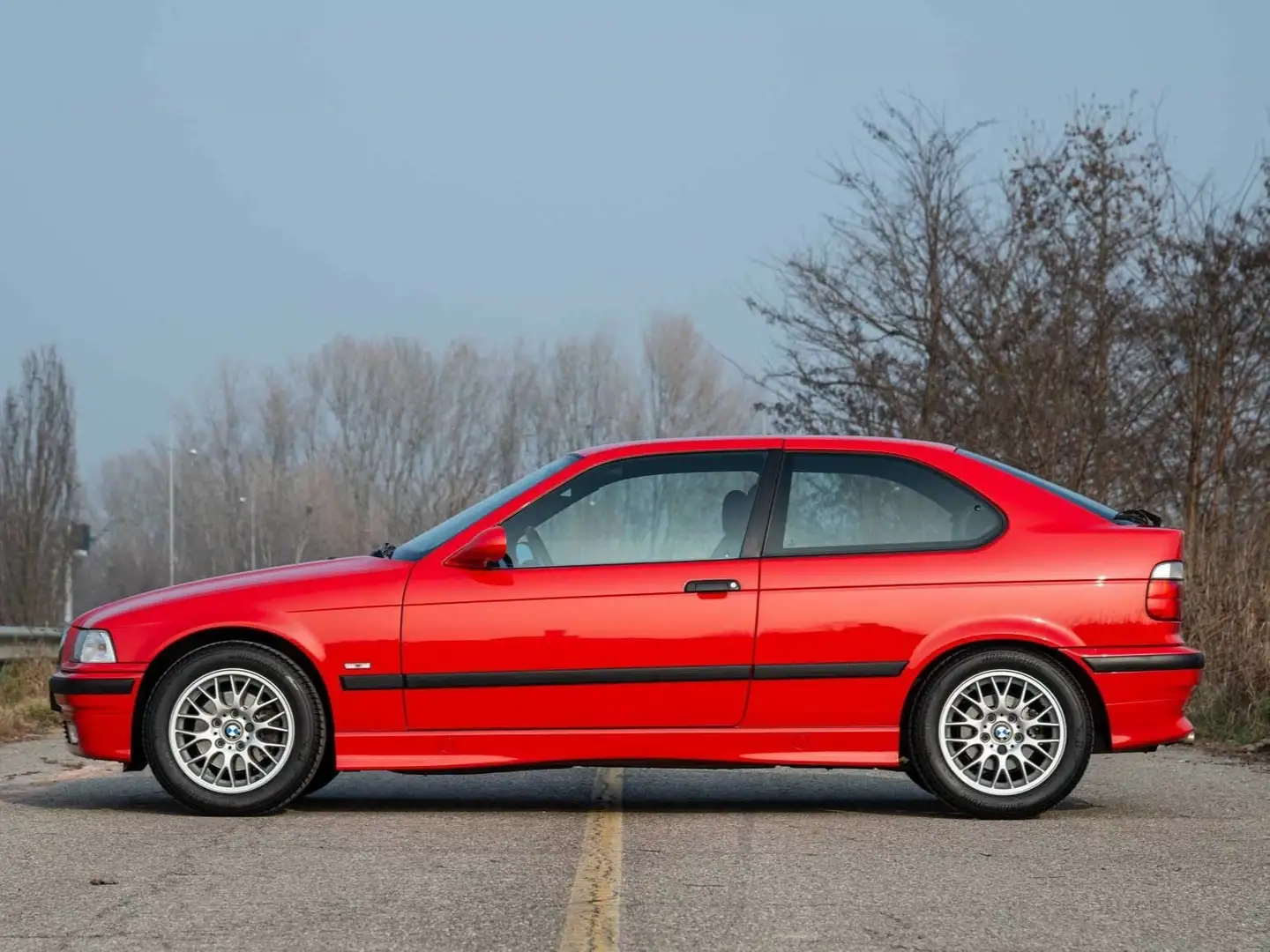 BMW 323 323ti compact Rosso - 1