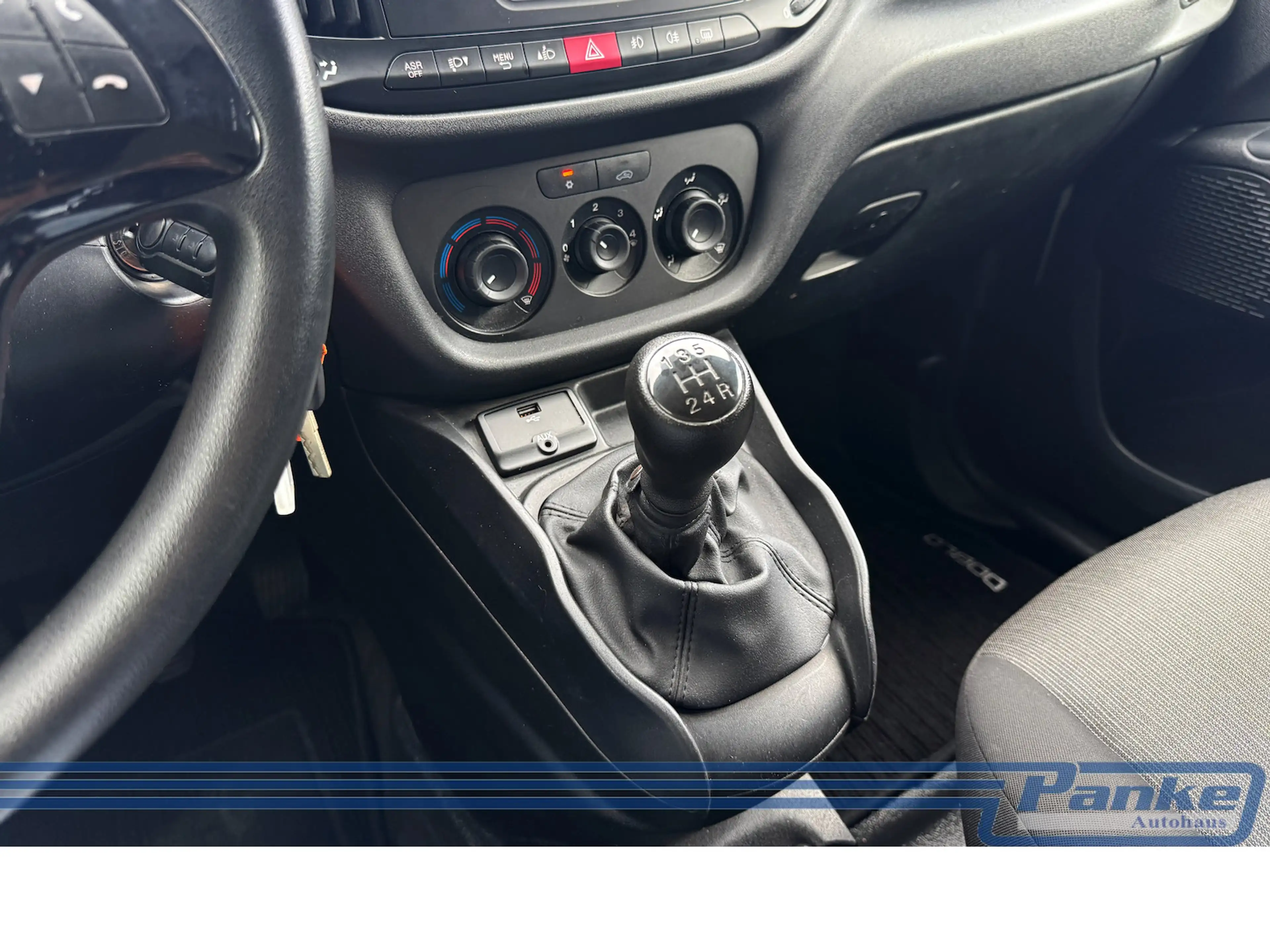 Fiat Doblo SX Kasten 5Gang*Klima*USB*BT*PDC*2Sitz* — photo 9