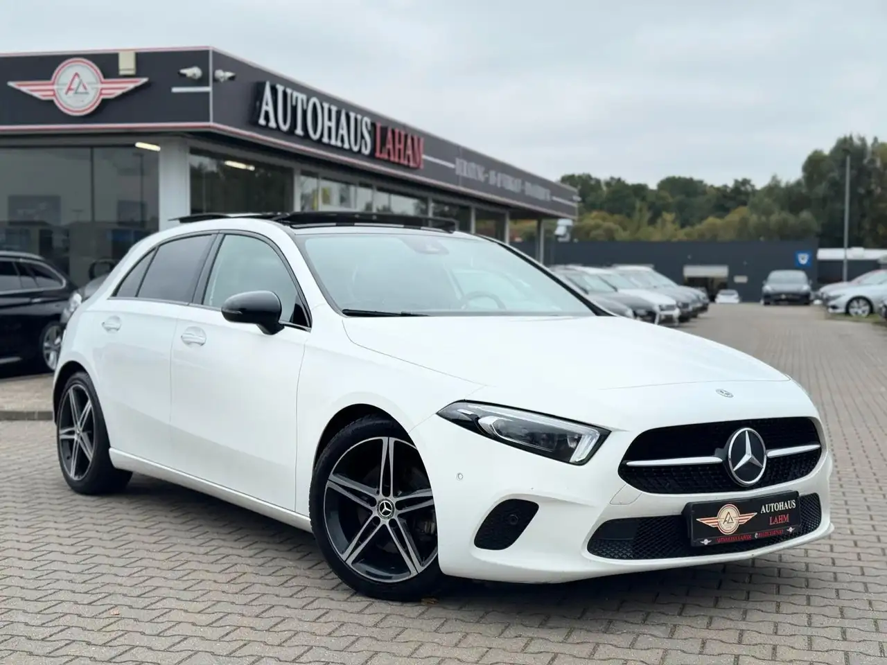Mercedes-Benz A 220