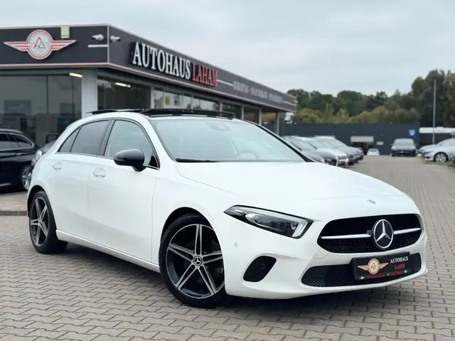 Mercedes-Benz A 220 d DCT"NIGHT PAKET"PANO"KEYLESS"KAMERA"LED"