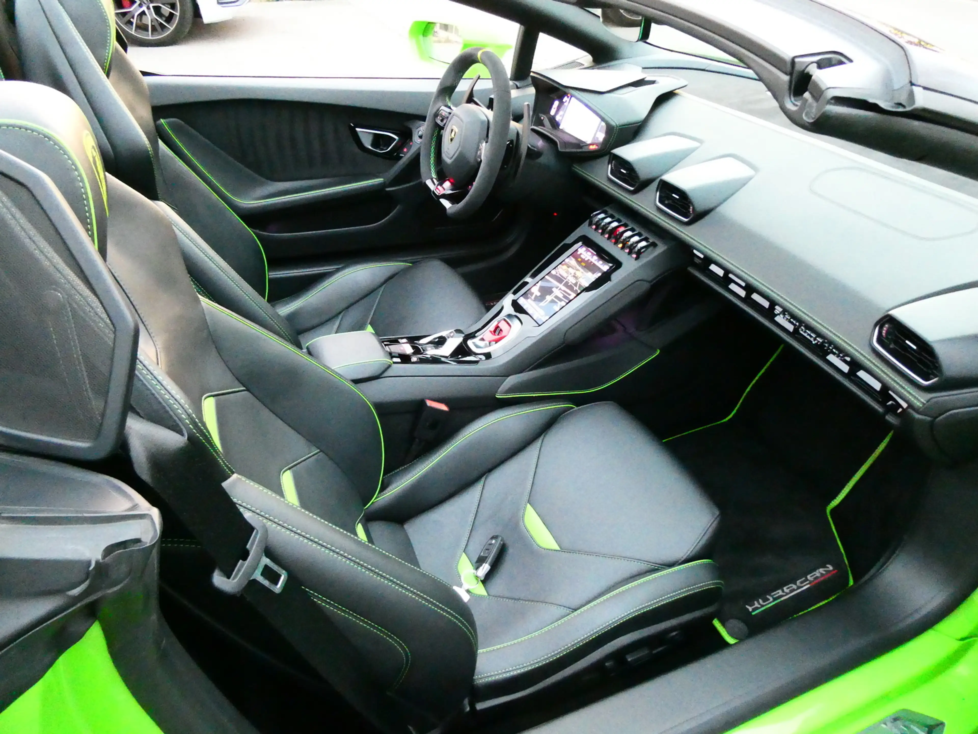 Lamborghini Huracán HURACAN SPYDER EVO 640/4 LIFT+KERAMIK+GARANTIE — photo 12