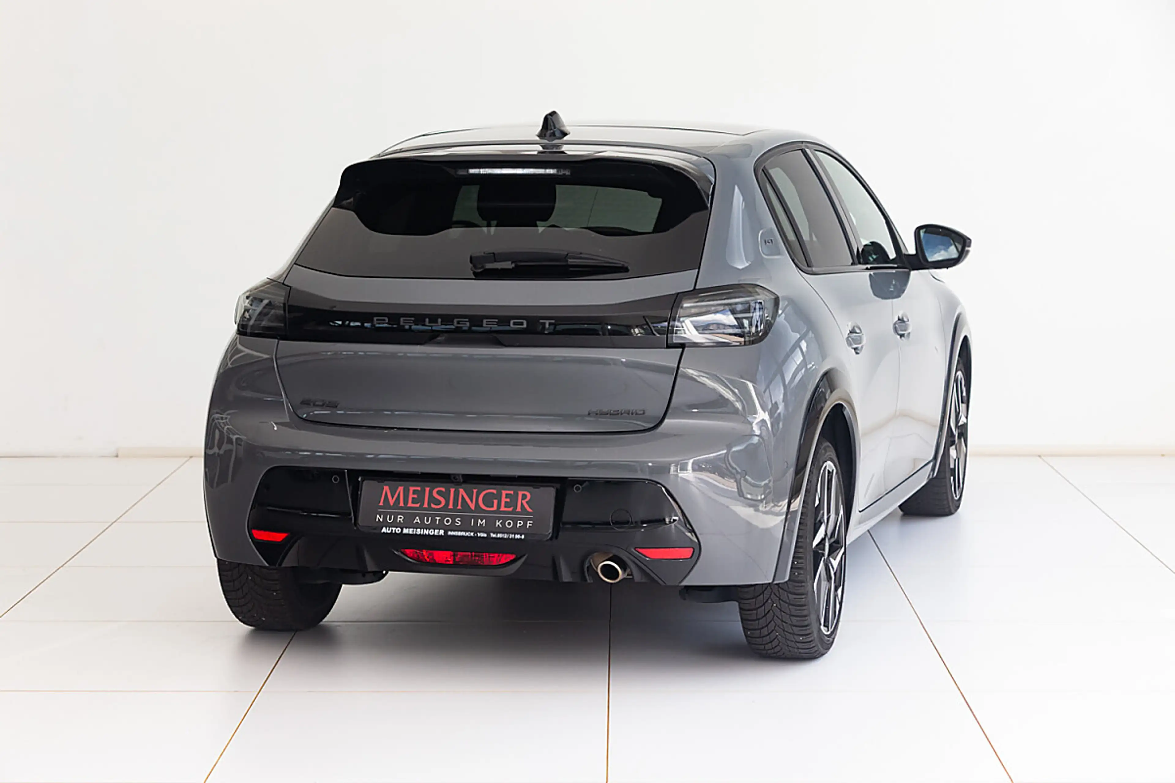 Peugeot 208 Hybrid 110 e-DCS6 GT — photo 3