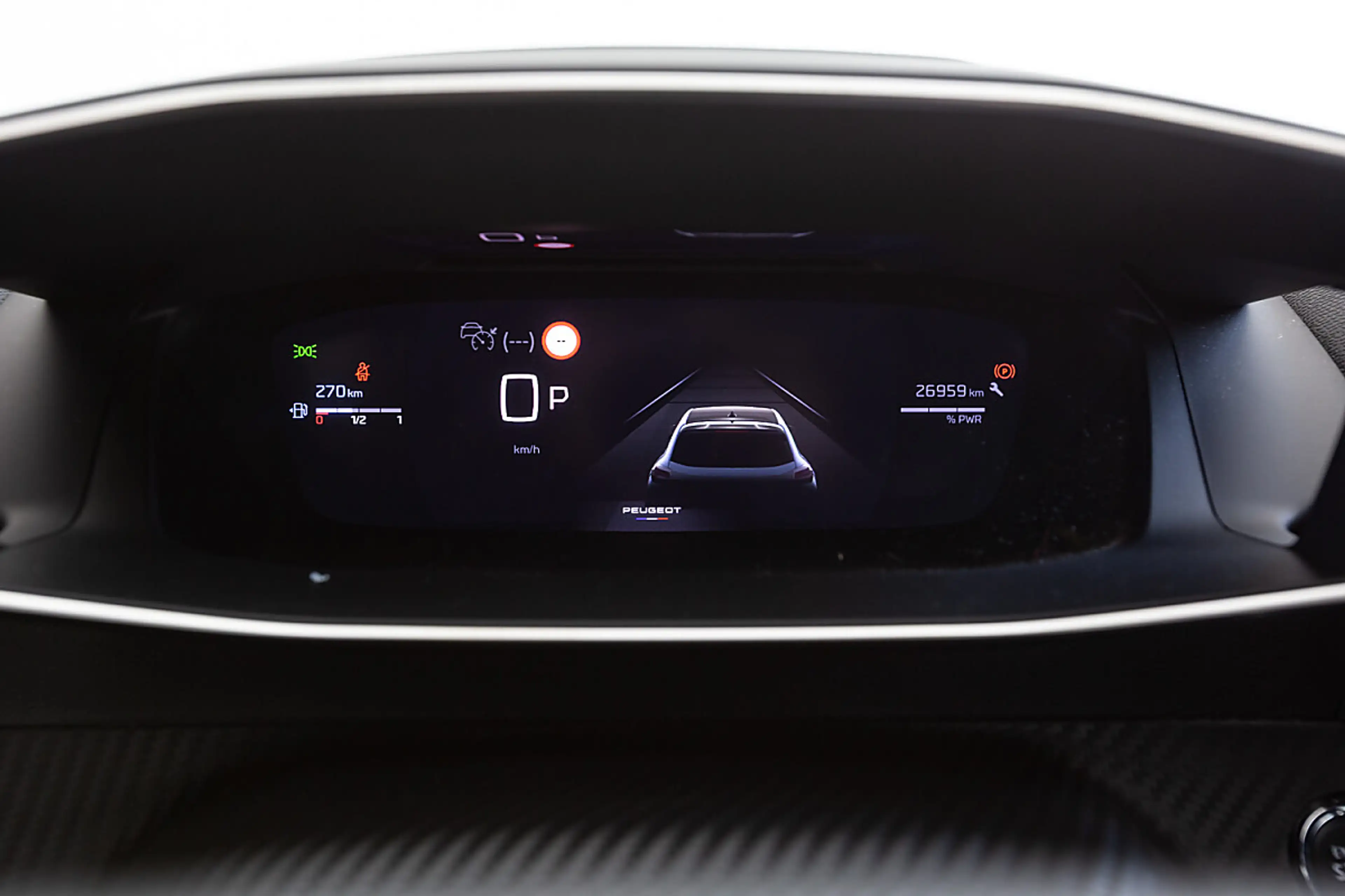 Peugeot 208 Hybrid 110 e-DCS6 GT — photo 11