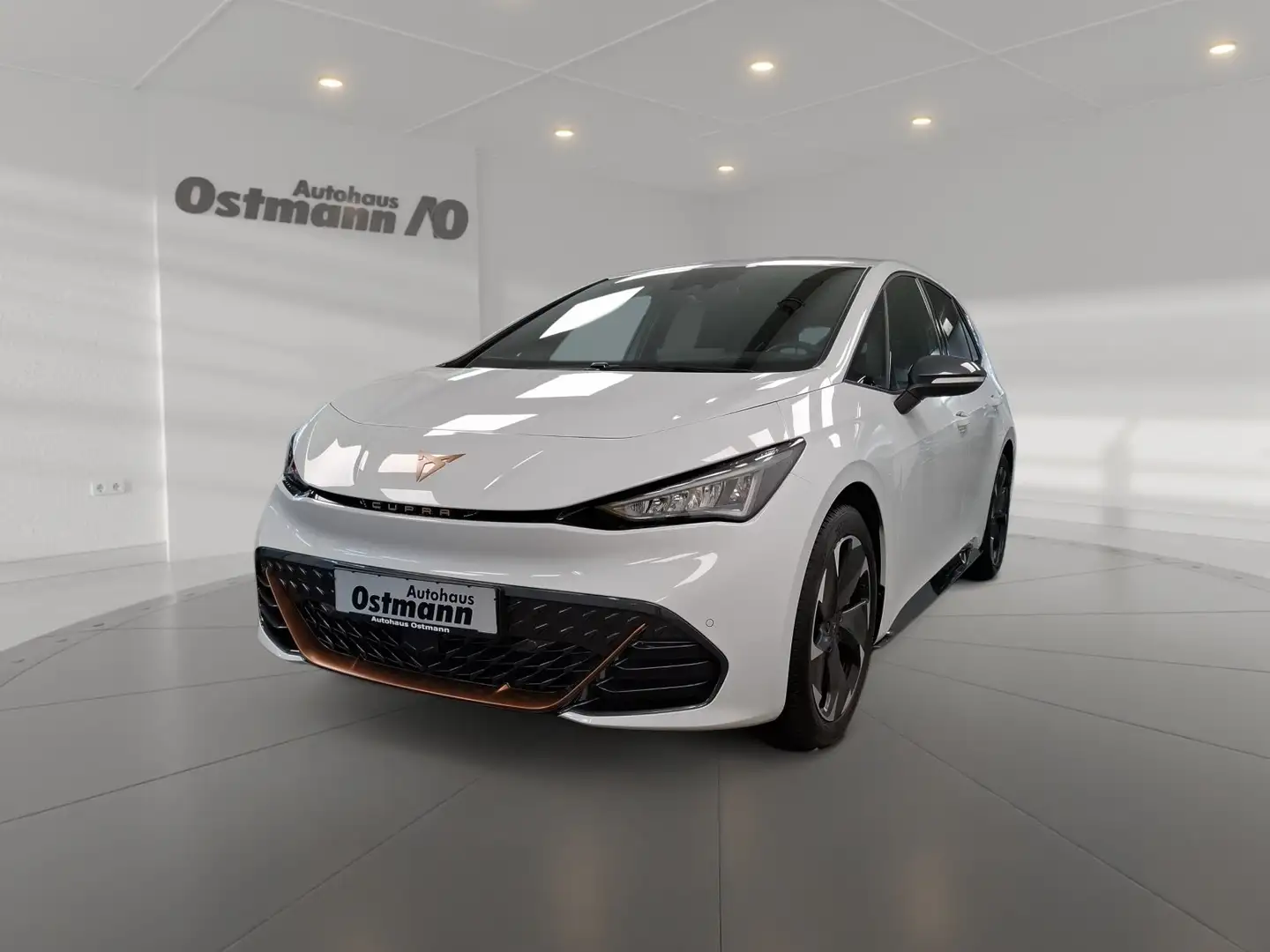 CUPRA Born 170 (77kWh) 19'' SHZ RFK ACC Wärmepumpe Weiß - 1