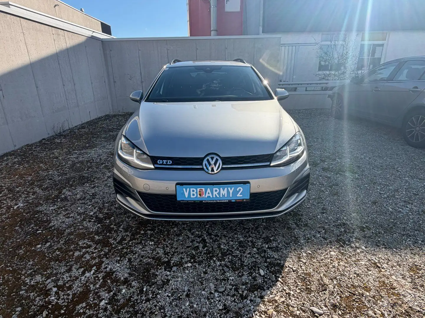 Volkswagen Golf VII 2.0 TDI BlueMotion Tech. GTD Silber - 2