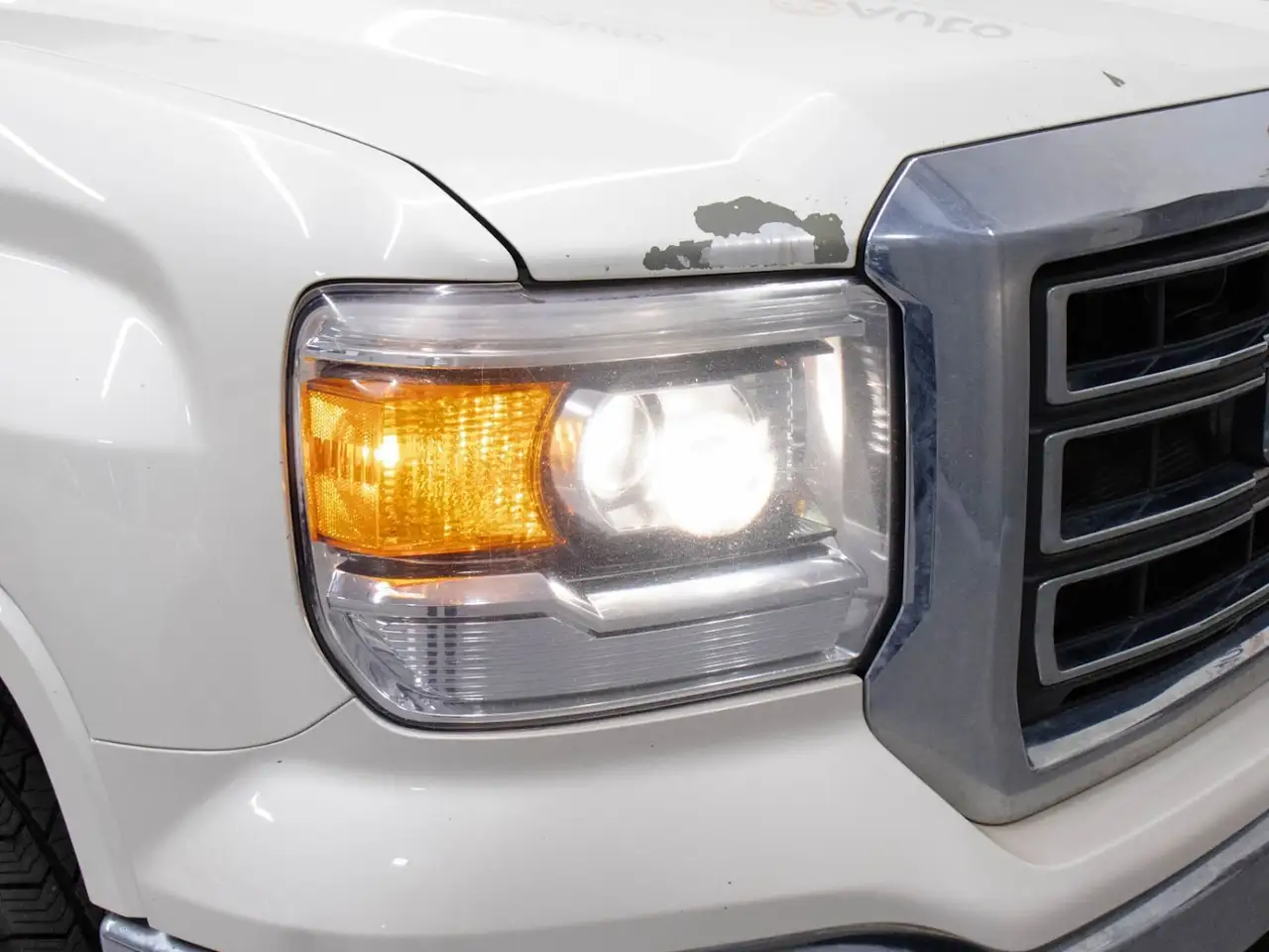 GMC Sierra 1500 снимка GMC Sierra 1500