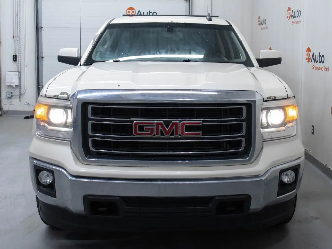 GMC Sierra 1500 снимка GMC Sierra 1500