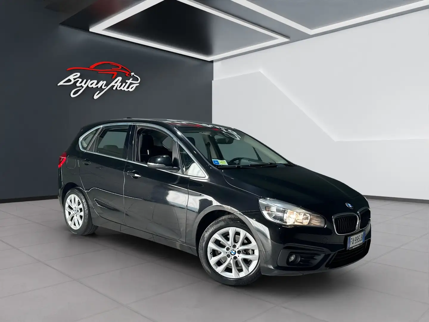 BMW 218 ACTIVE TOURER AUTO 136CV Zwart - 2
