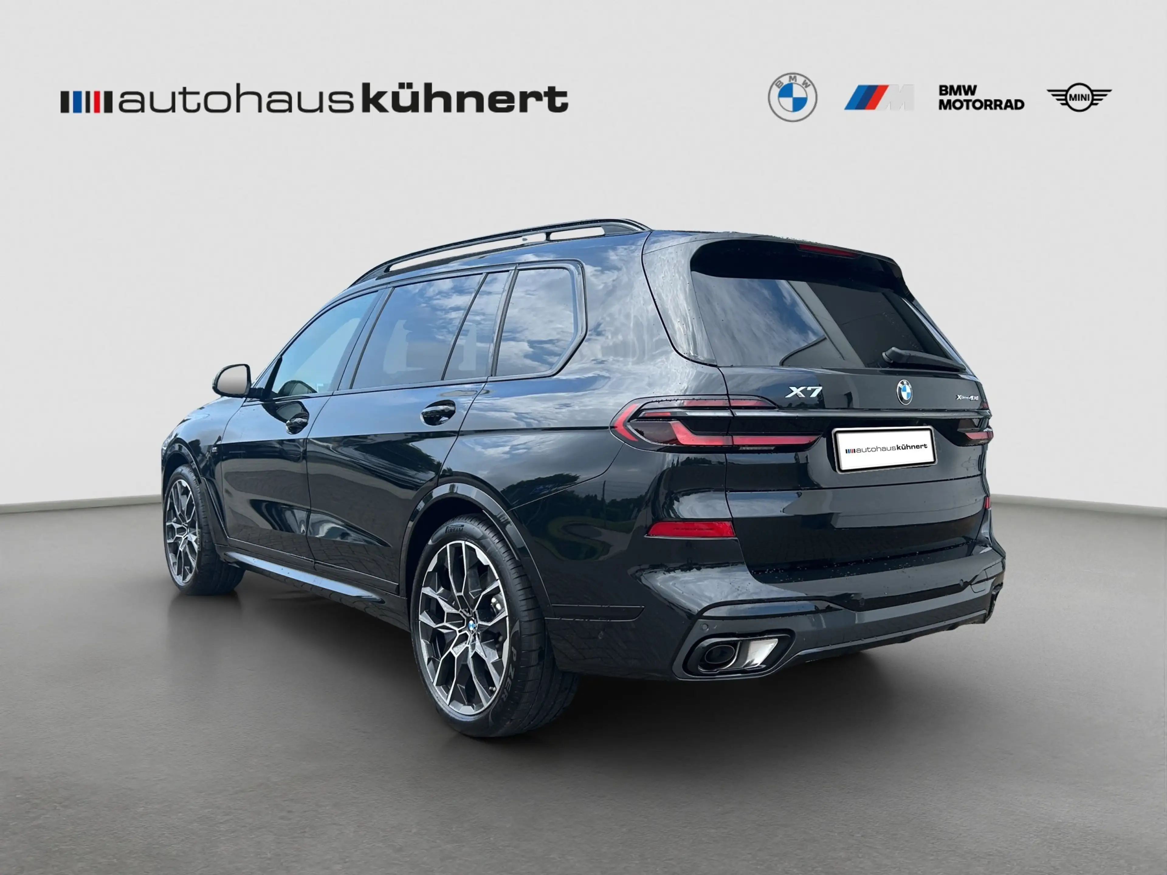BMW X7 xDrive 40d M-Sport ACC AHK B&W StHzg SkyLounge — photo 5