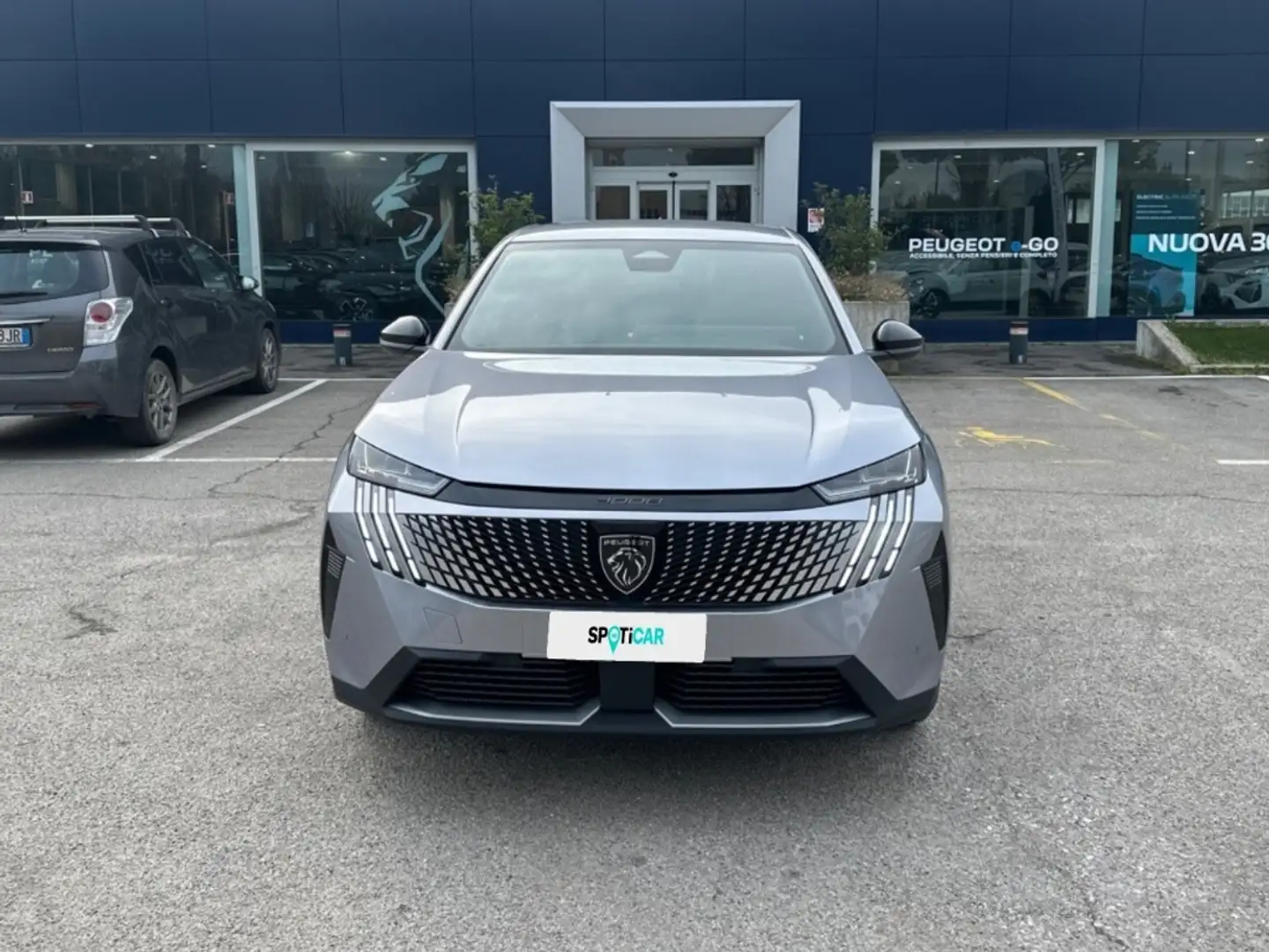 Peugeot 3008 ALLURE - Hybrid 136 E-DCS6 Grigio - 2