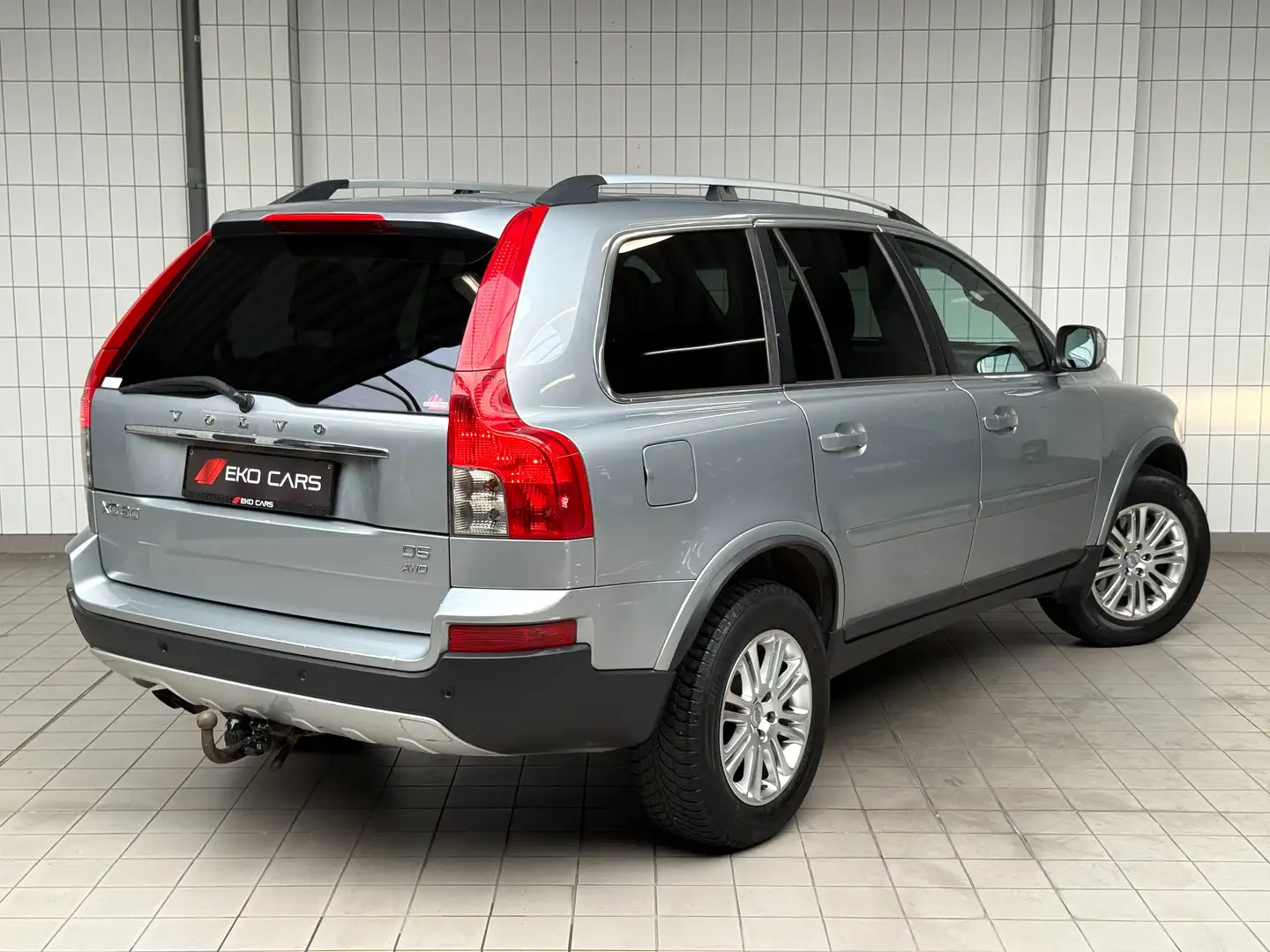 Volvo XC90 2.4 D5 AWD Momentum - 7 pls - 1er Prop - Eruo 5 ! Gris - 2