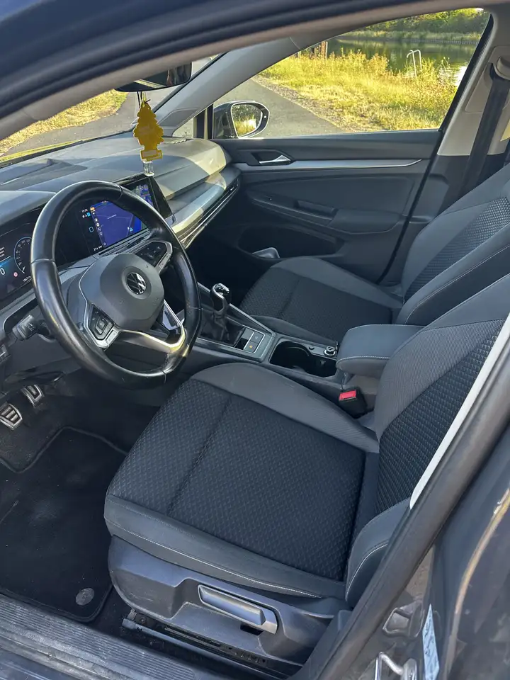 Volkswagen Golf Standard Model — photo 2