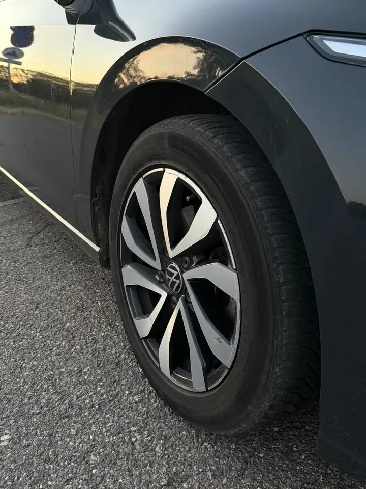 Volkswagen Golf Standard Model — photo 9