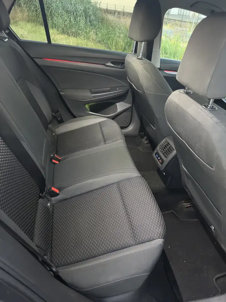Volkswagen Golf Standard Model — photo 15