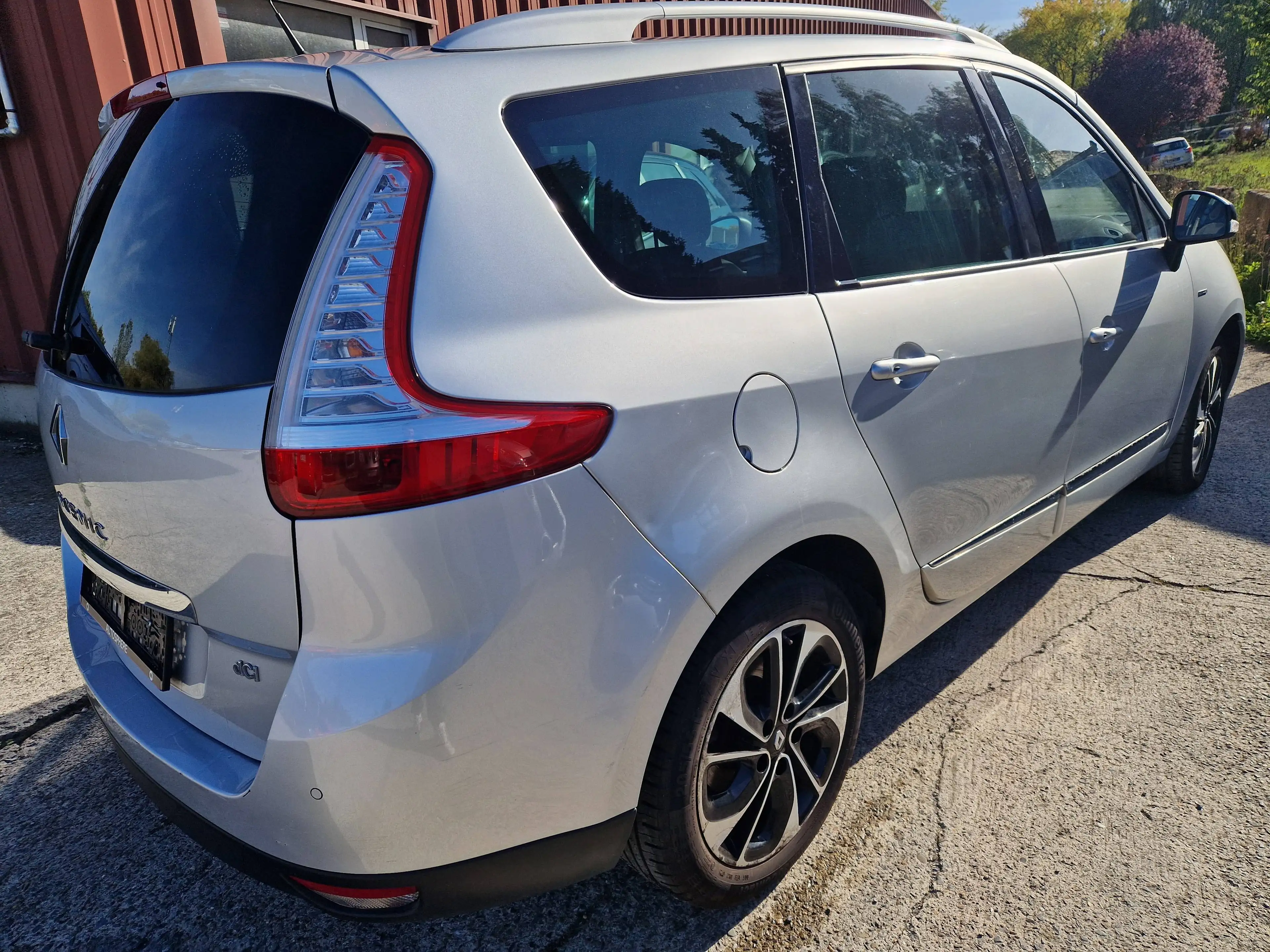 Renault Scenic Scénic XMOD 1.5 dCi Energy Bose Edition — photo 5