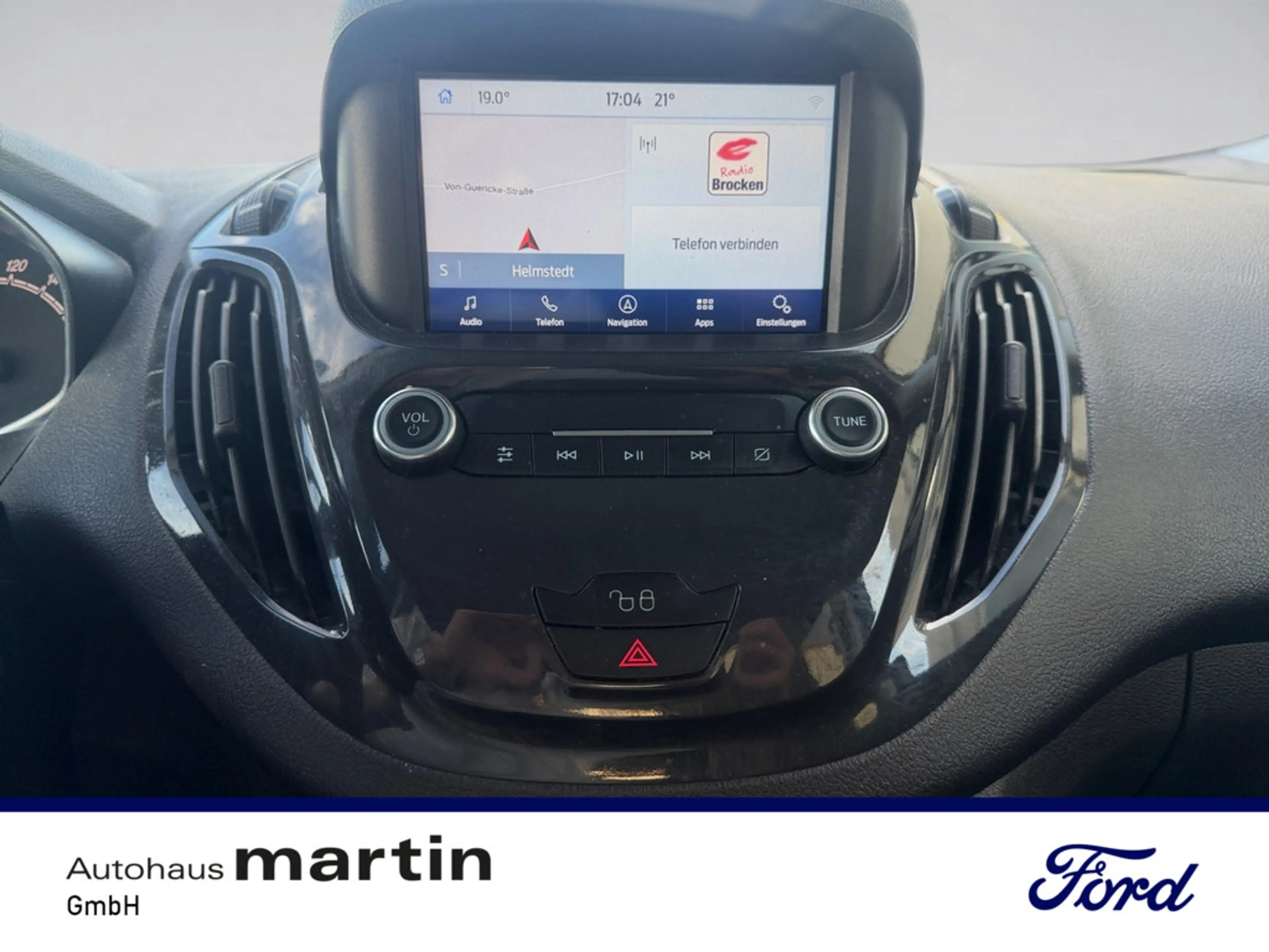 Ford Tourneo Courier 1.0 Titanium SHZ KAMERA NAVI — photo 12