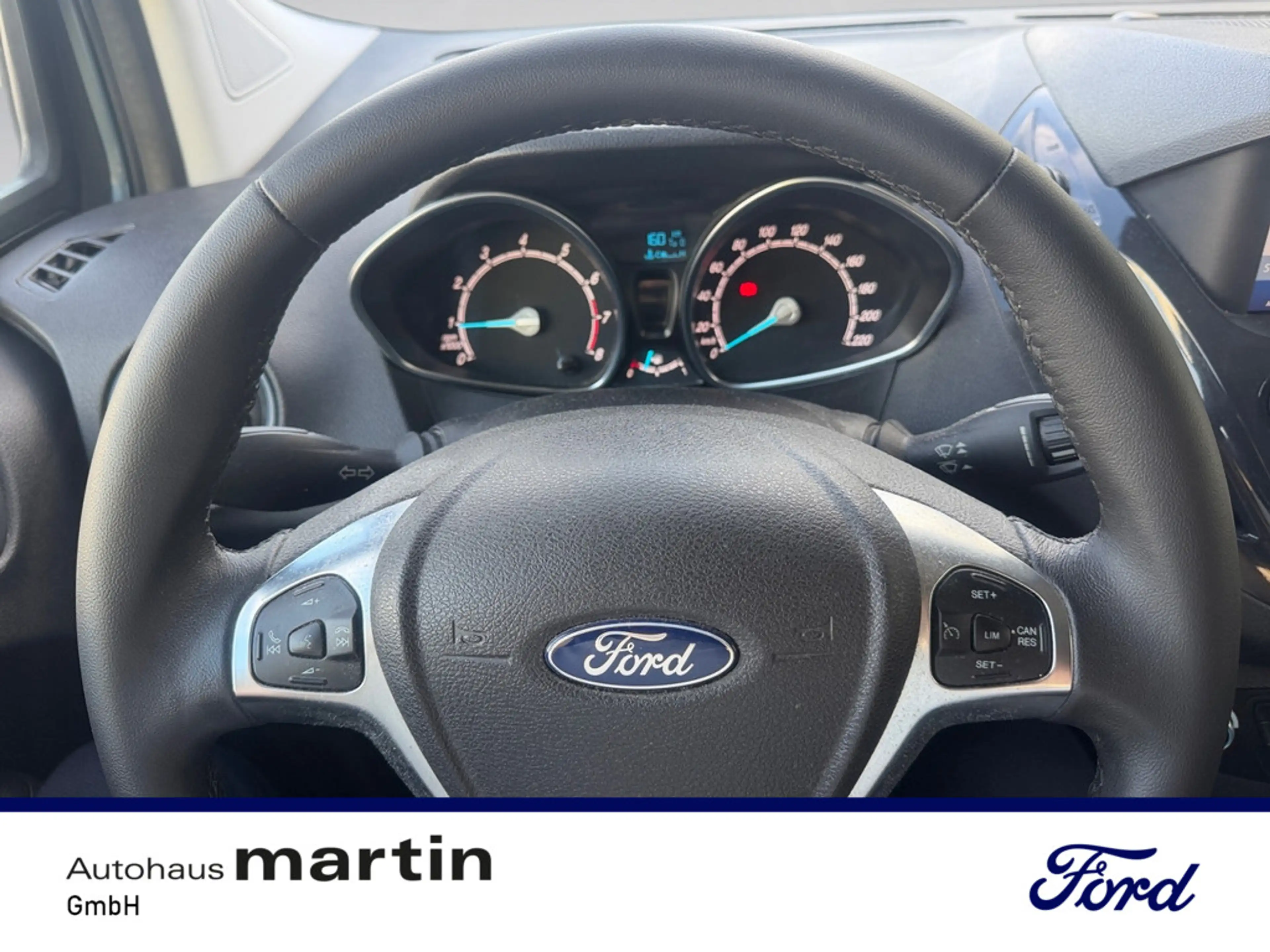Ford Tourneo Courier 1.0 Titanium SHZ KAMERA NAVI — photo 11