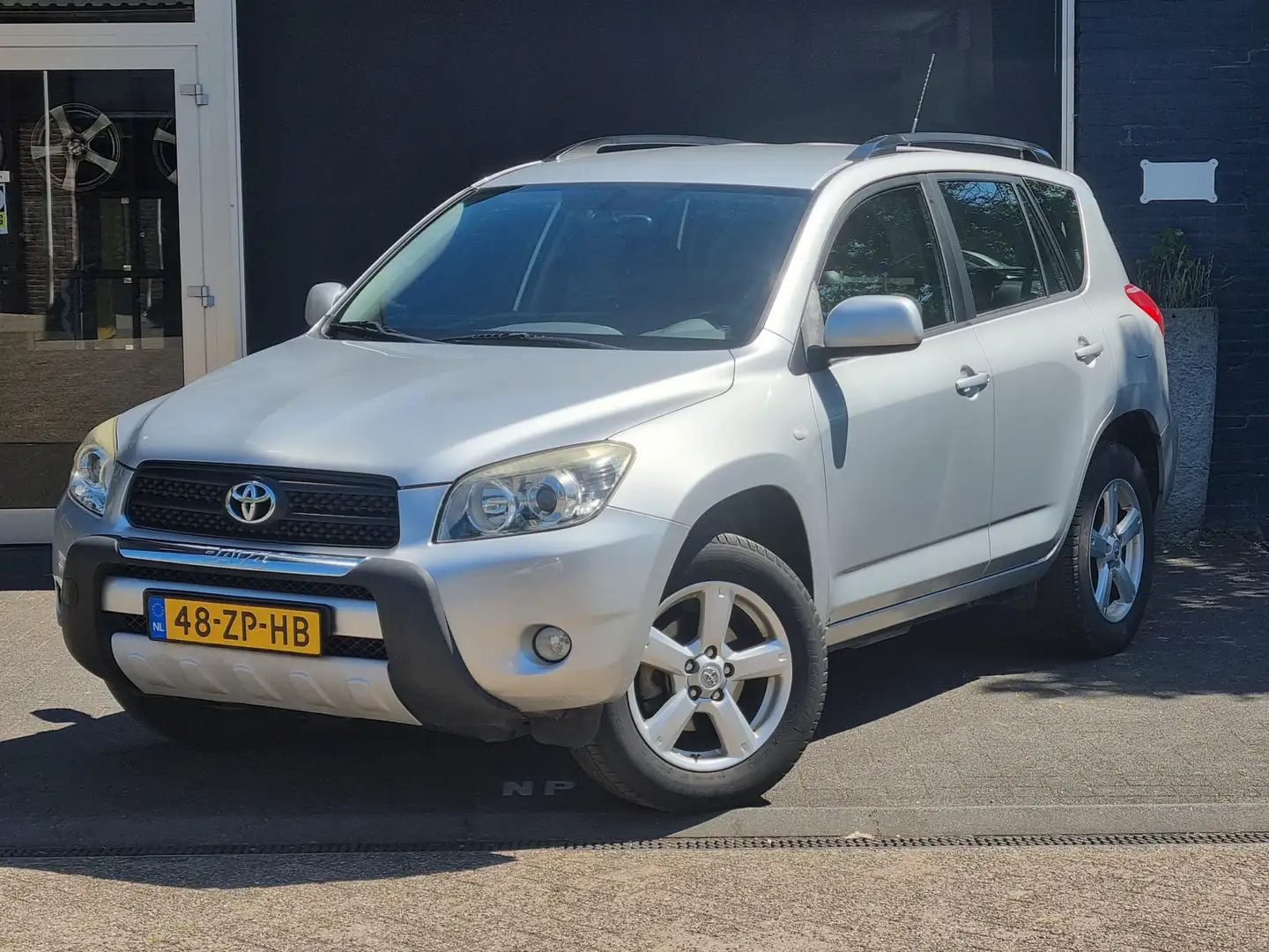 Toyota RAV 4 2.0 VVTi Linea Sol CLIMA / TREKHAAK / CRUISE Grigio - 1