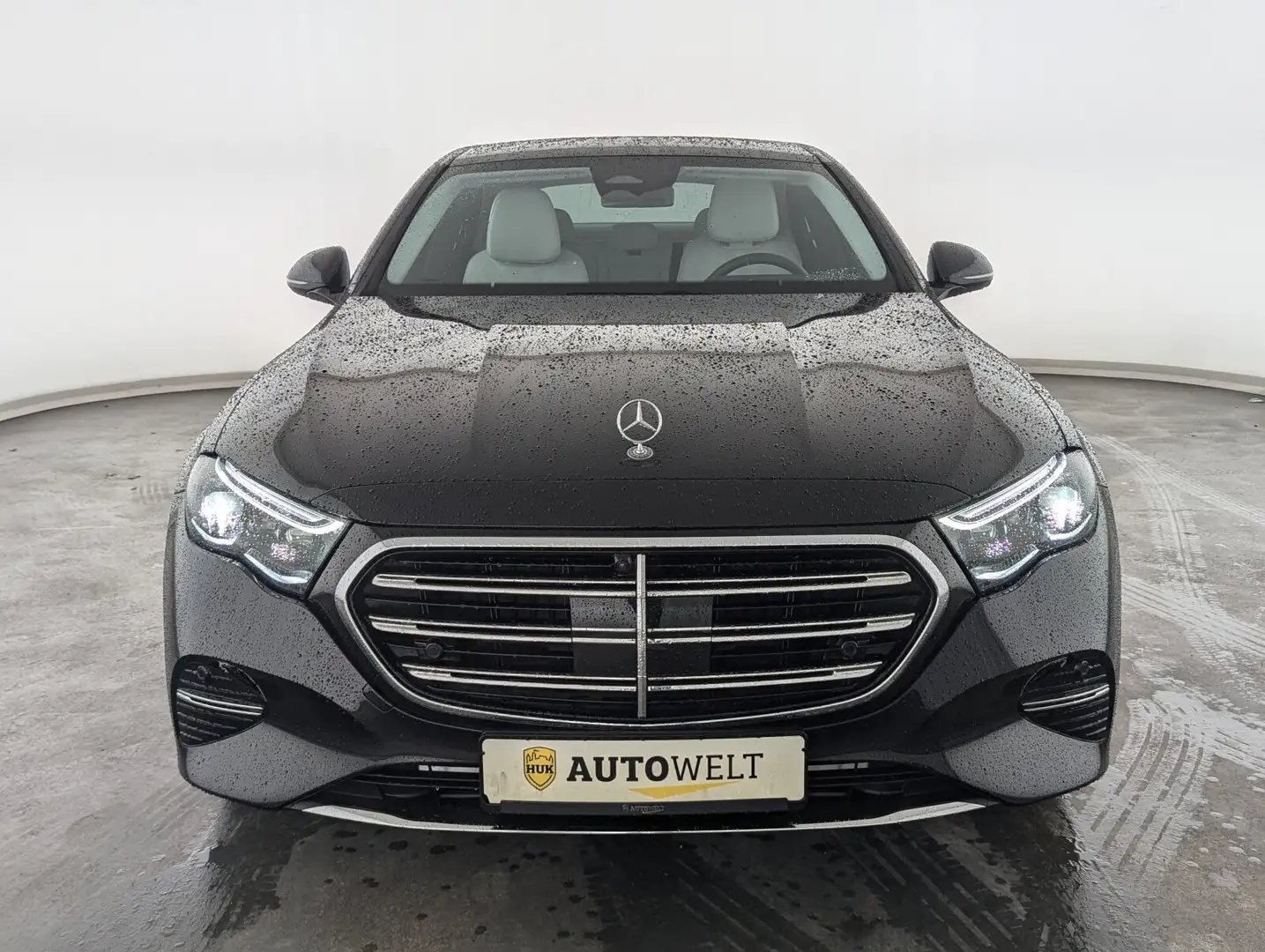 Mercedes-Benz E 300 E 300 e Exclusive Premium 4Matic LEDER+PANO+NAVI Schwarz - 2