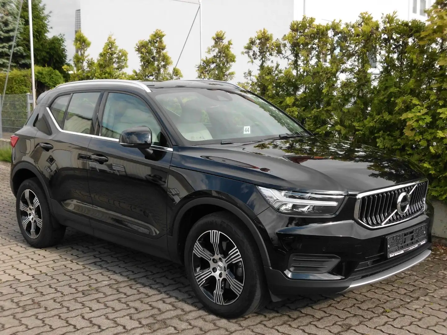 Volvo XC40 D4 AWD Inscription  *1.Hand/Volvo-SH/MwSt.* Negro - 2