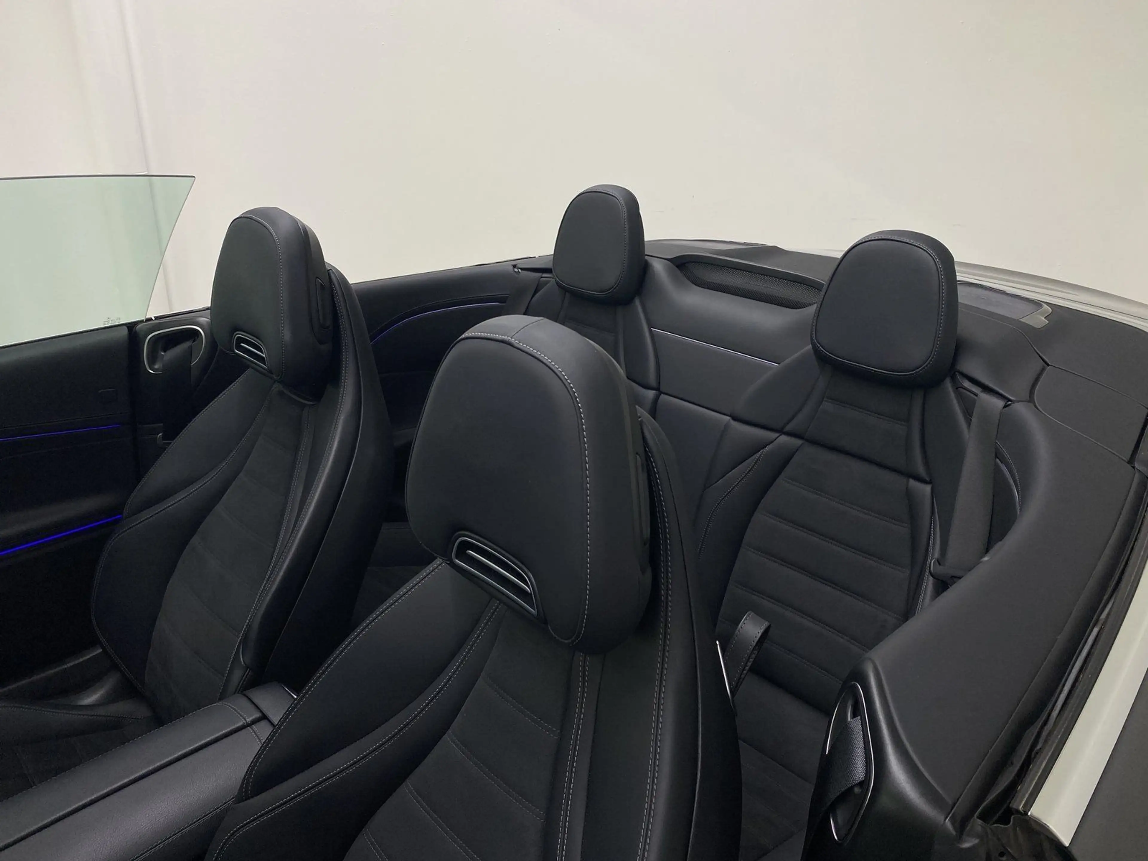 Mercedes-Benz CLE 200 Cabrio AMG+LED+19"+KAMERA+KEYLESS+MEMORY — photo 9
