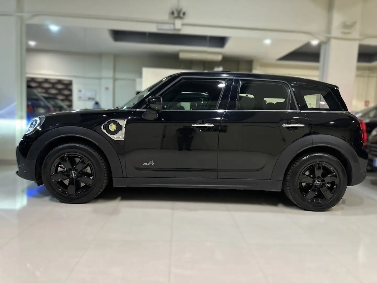 MINI Cooper Countryman SE ALL4 AUT. Negro - 2