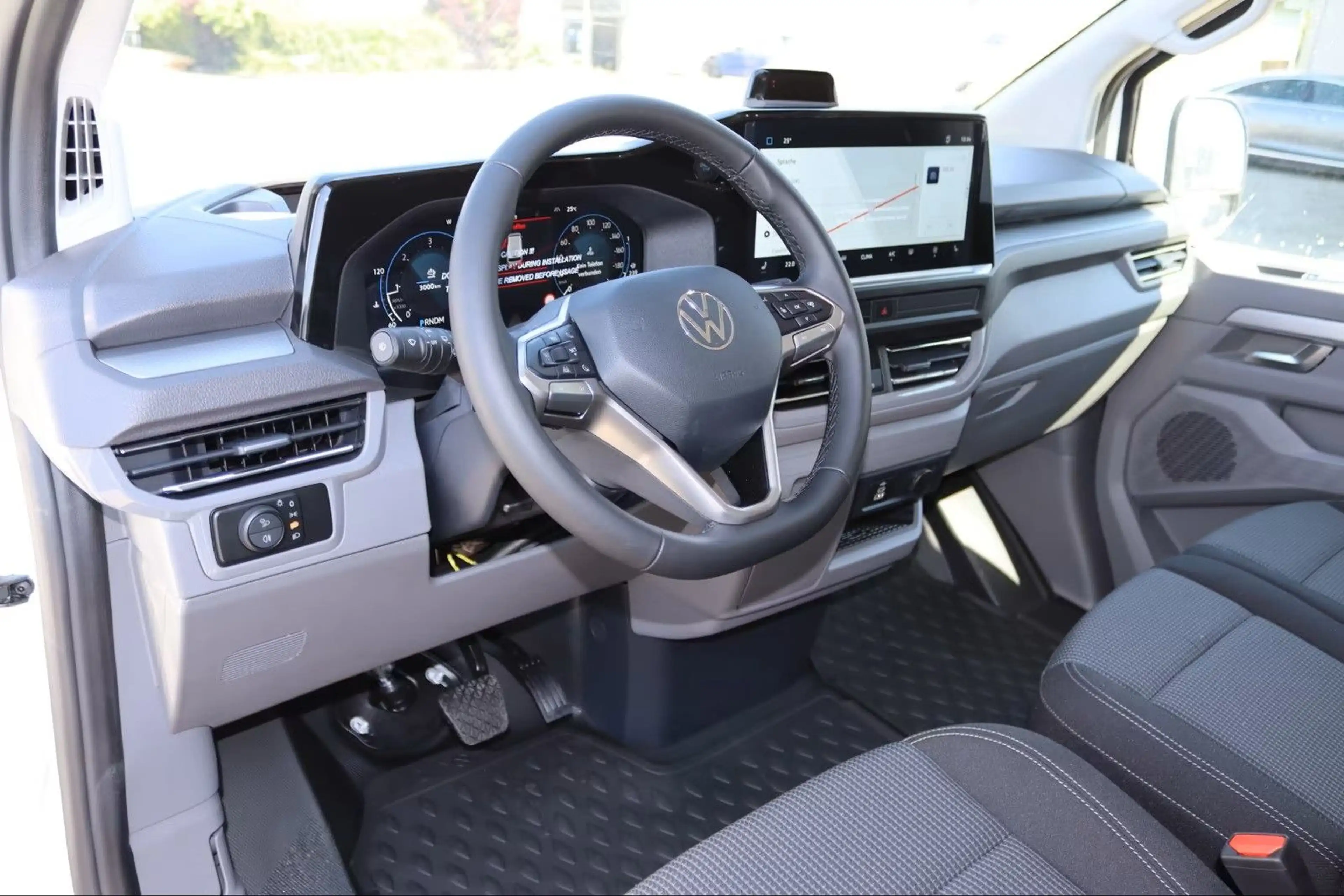Volkswagen T7 Kombi 6-Sitzer 2xSchiebetüre lang LED Kamera — photo 9