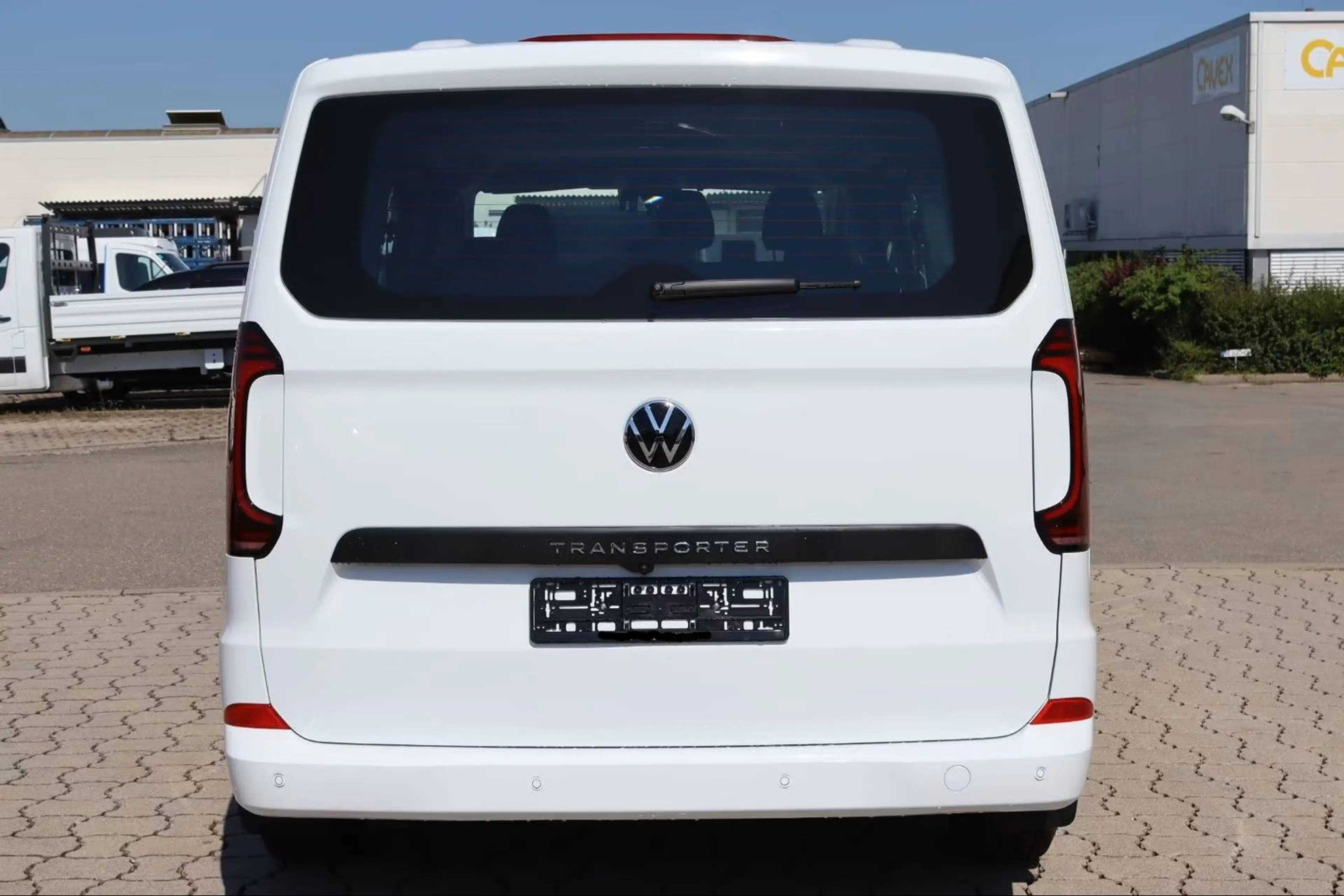 Volkswagen T7 Kombi 6-Sitzer 2xSchiebetüre lang LED Kamera — photo 5