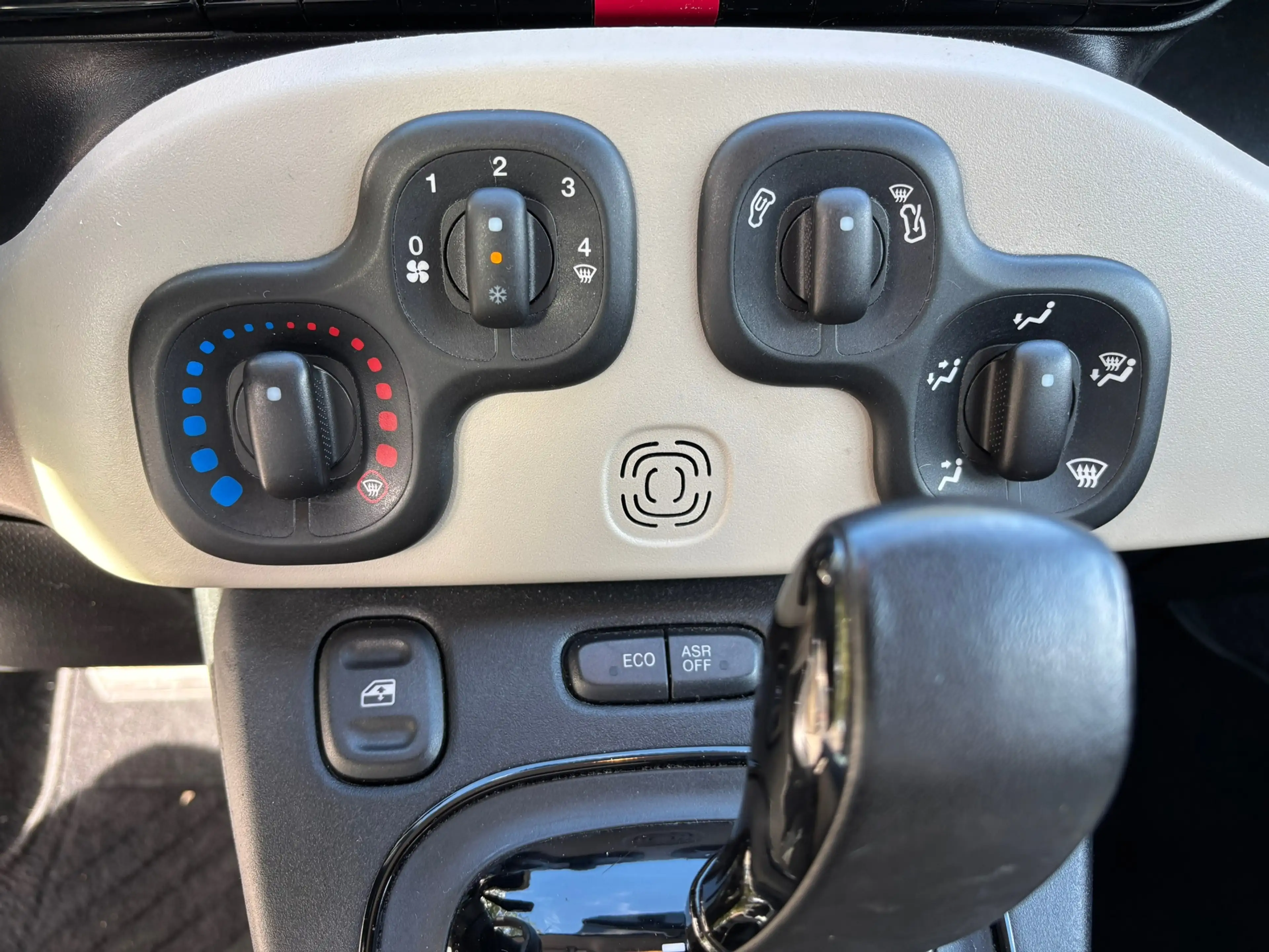 Fiat Panda 0.9 TwinAir Lounge. — photo 21