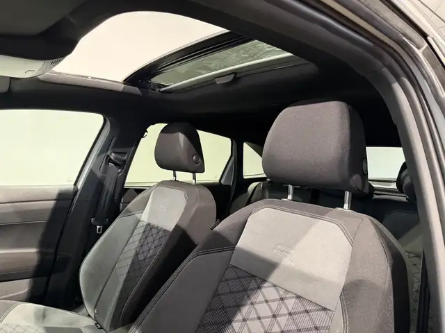 Volkswagen Taigo view 9