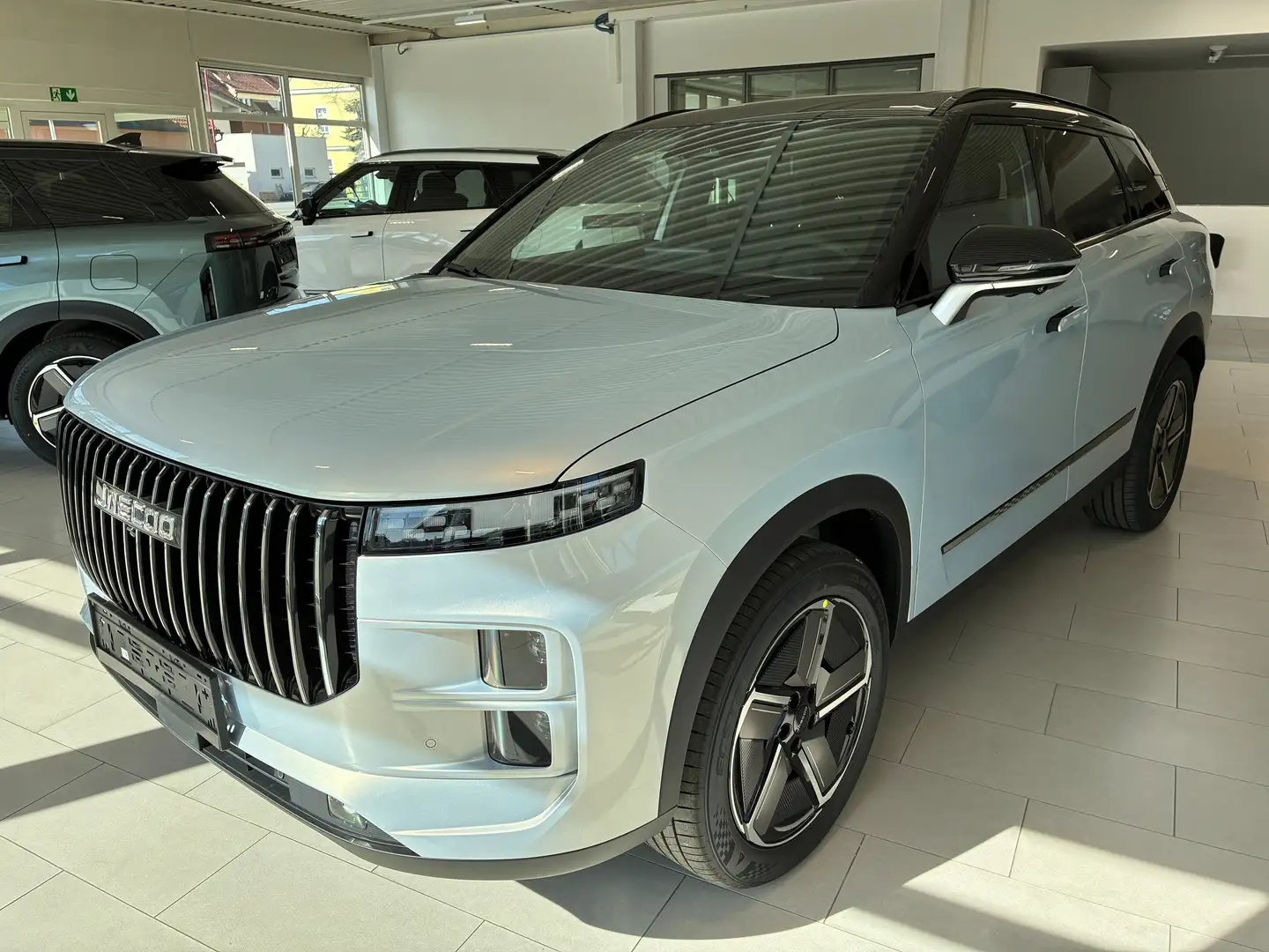 Jaecoo J7 1.5 GDI Plug in Hybrid Premium (150kw) Silber - 1