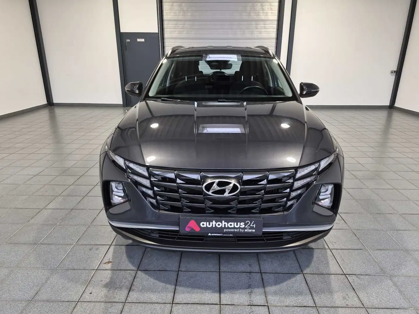 Hyundai TUCSON 1.6 T-GDI  Basis Plug-In Hybrid 4WD (E6d) Grau - 2