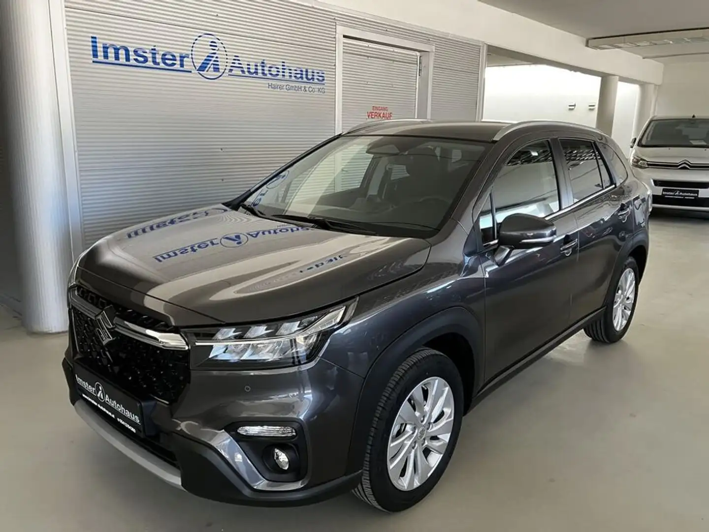 Suzuki S-Cross 1,4 Hybrid ALLGRIP shine Metallic Grau - 2