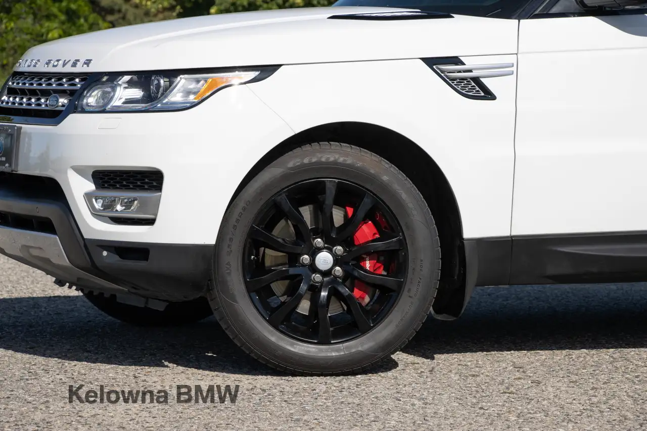 Land Rover Range Rover Sport снимка Land Rover Range Rover Sport