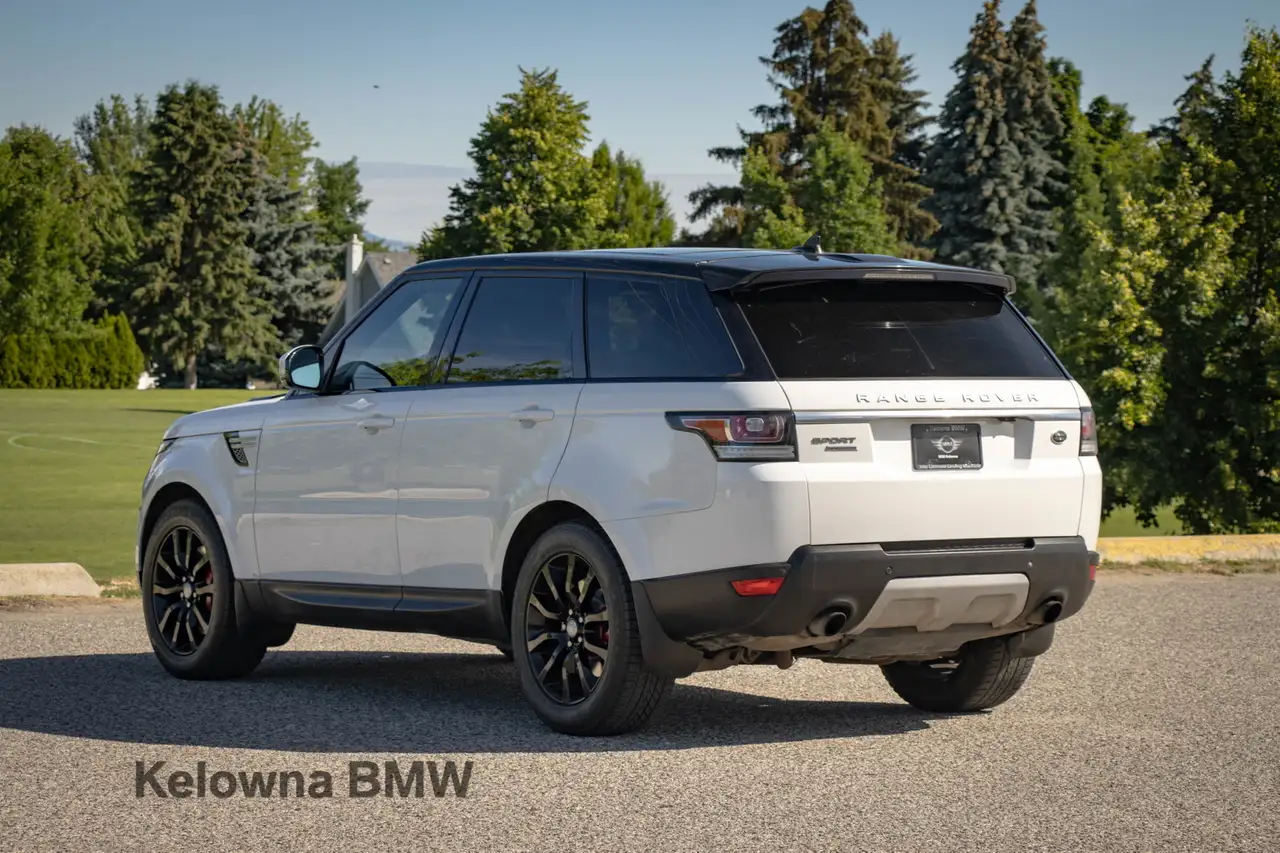 Land Rover Range Rover Sport снимка Land Rover Range Rover Sport