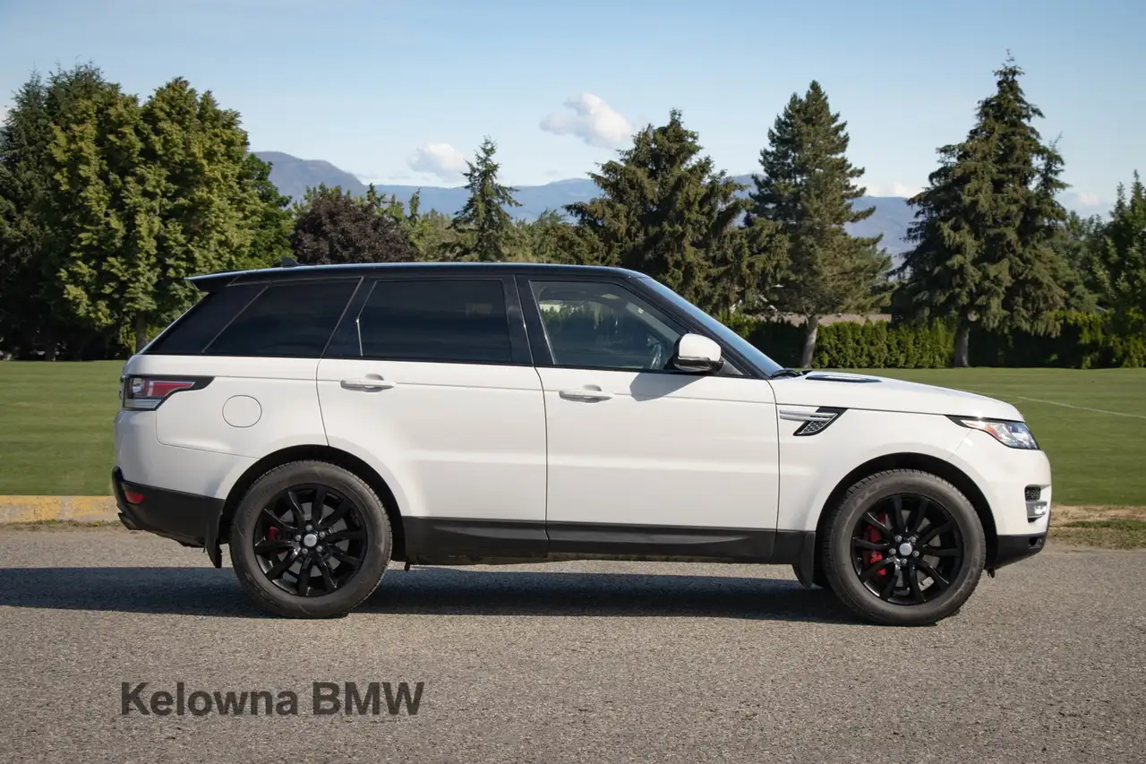 Land Rover Range Rover Sport снимка Land Rover Range Rover Sport