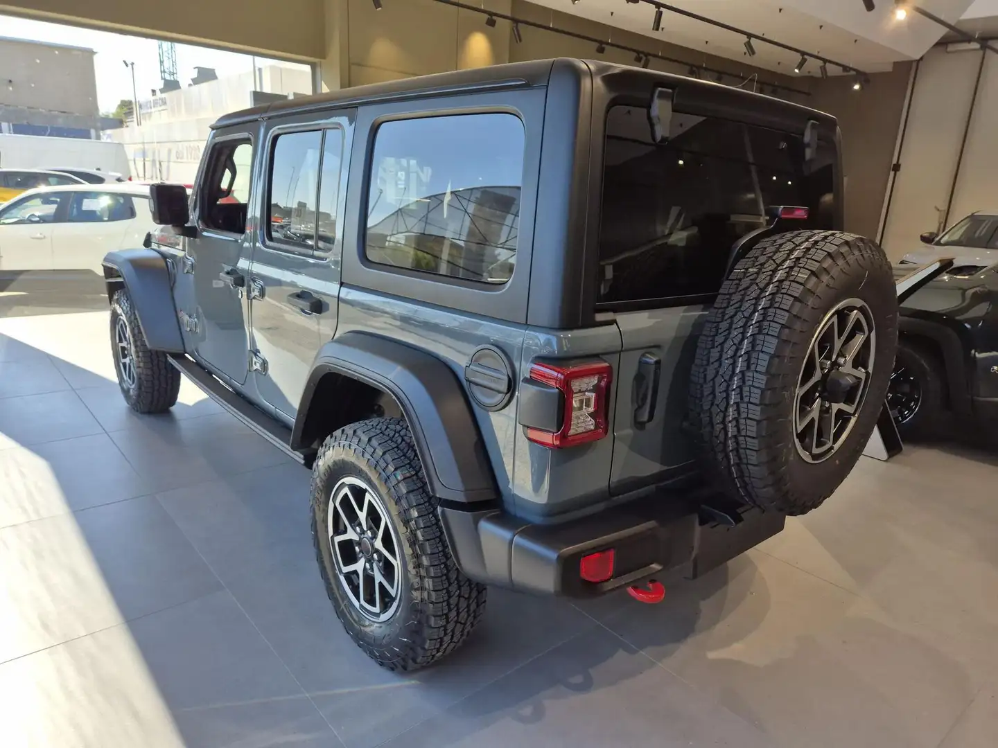 Jeep Wrangler Unlimited 2.0 T. Rubicon - NESSUN VINCOLO DI FINA Grijs - 2