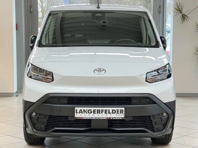 Toyota Proace view 11
