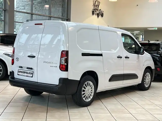 Toyota Proace view 4
