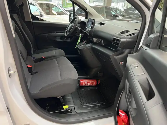 Toyota Proace view 15