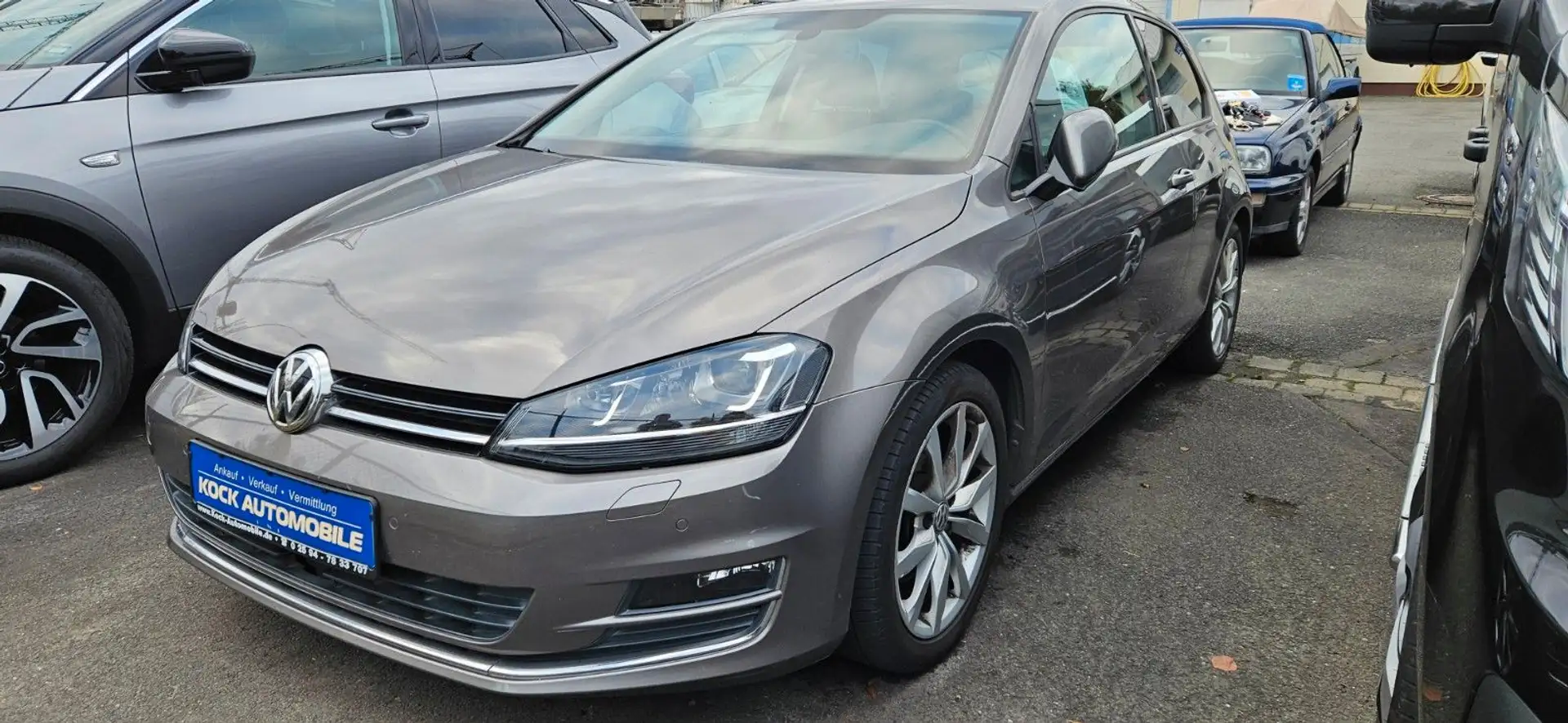 Volkswagen Golf VII Lim. Highline BMT Gris - 1