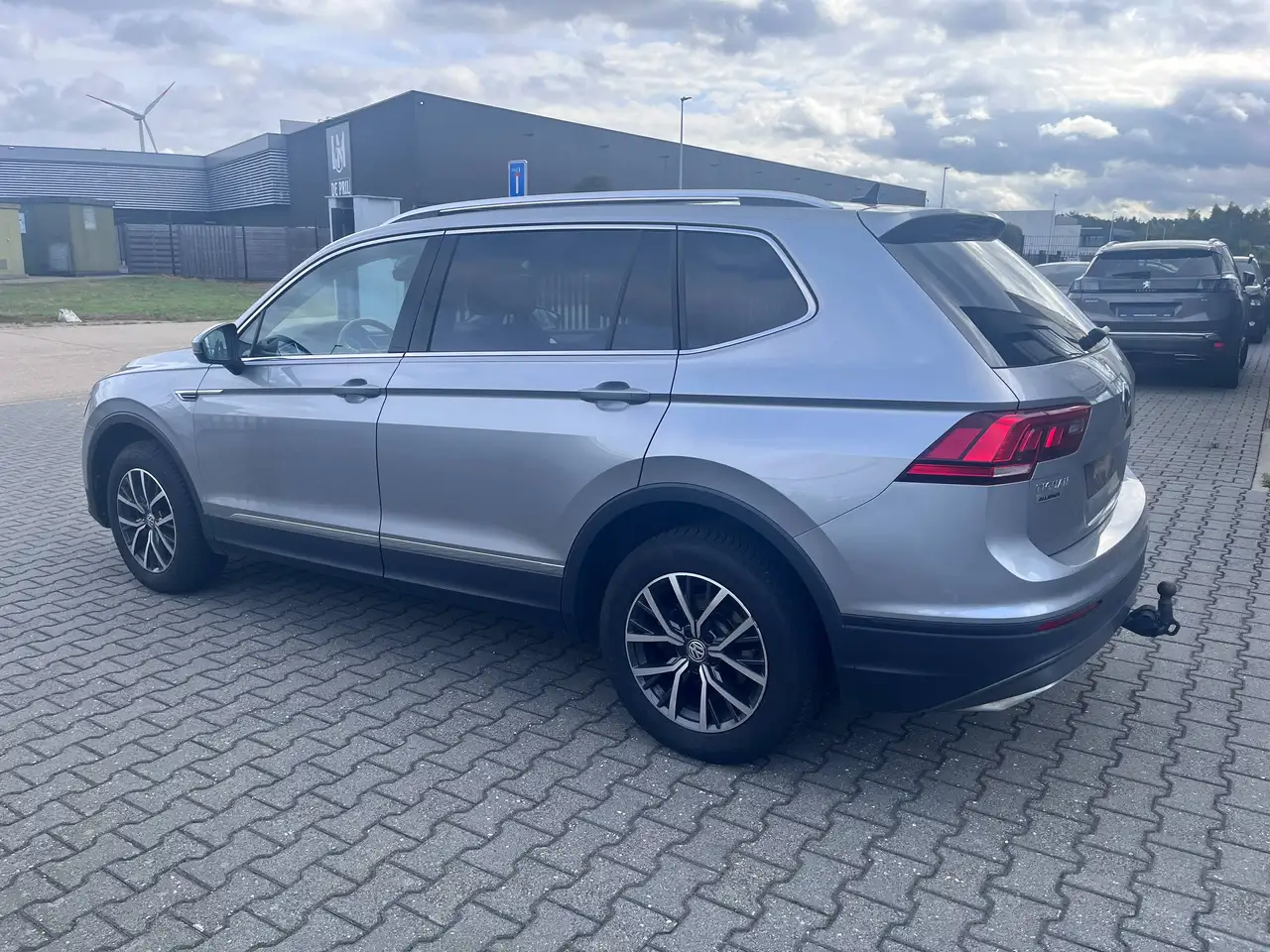 Volkswagen Tiguan Allspace 1.5 TSI Comfort 7-zit/Pano/Trekhaak/LED/AdCruise/PDC, миниатюра 4