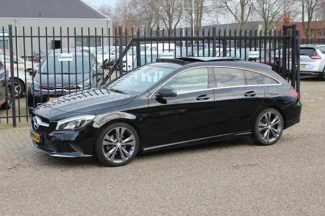 Mercedes-Benz CLA 180 Shooting Brake Ambition, Schuifdak!